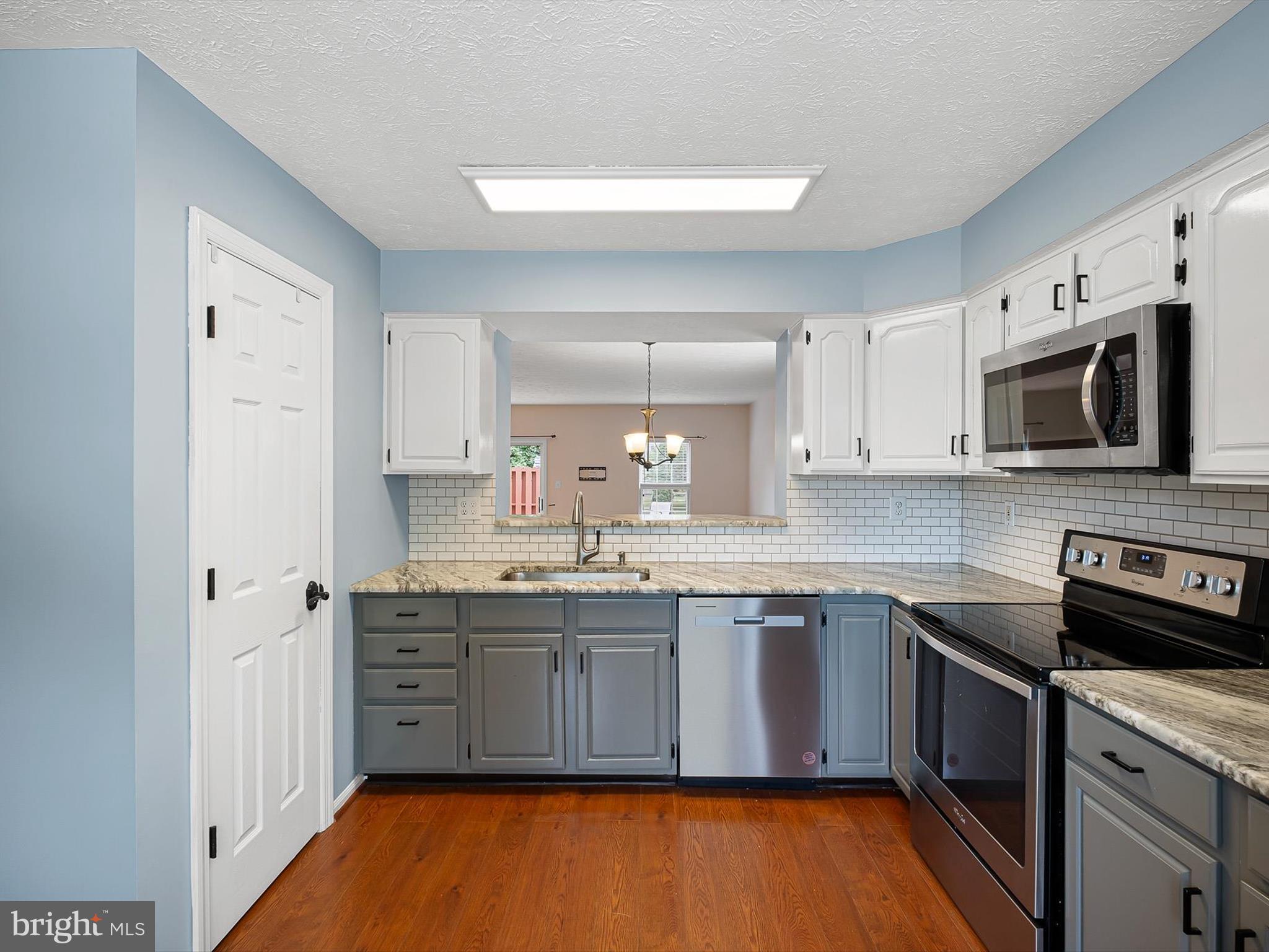 117 W GALLOWAY COURT