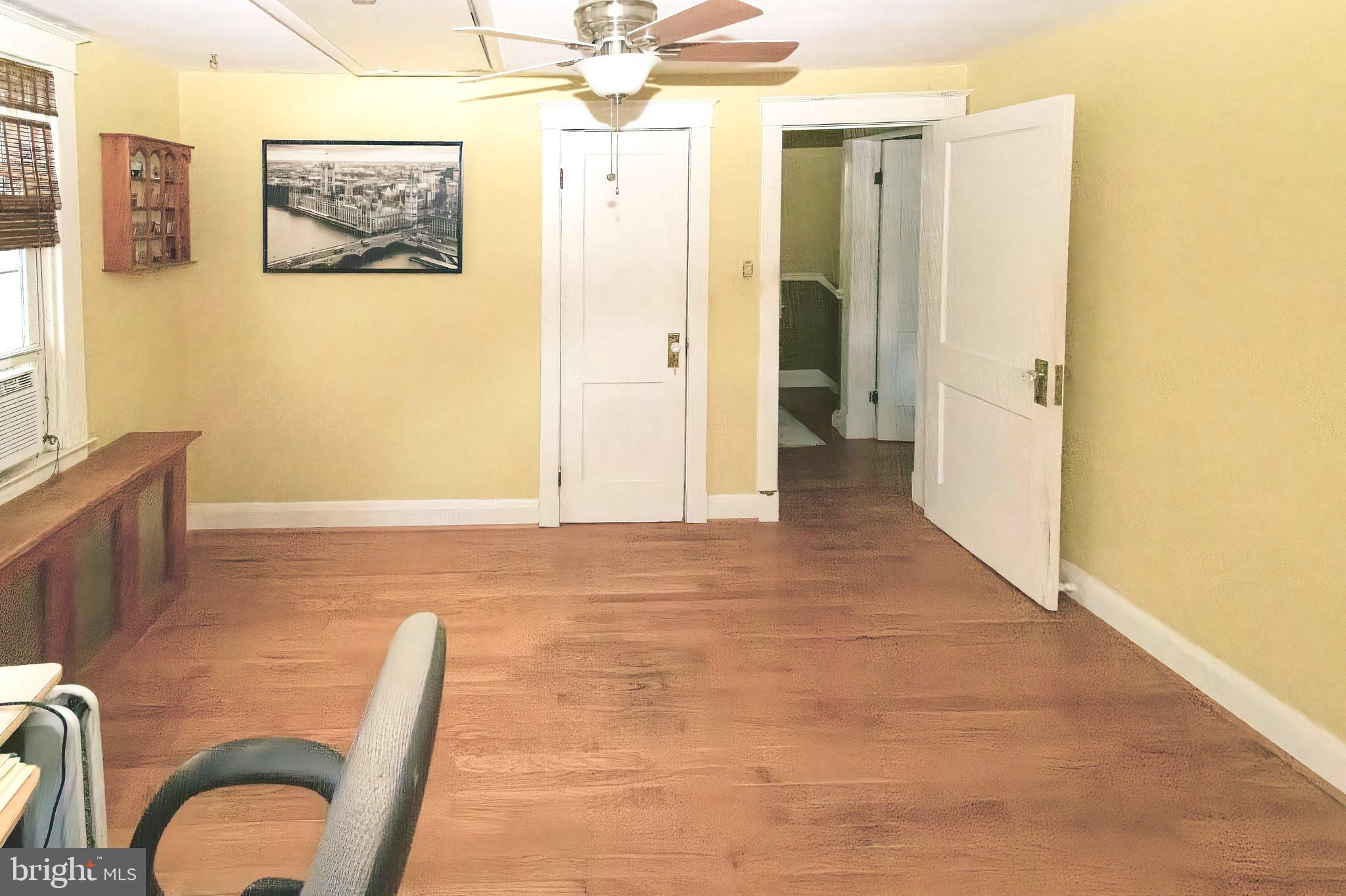 PARKVILLE - Residential