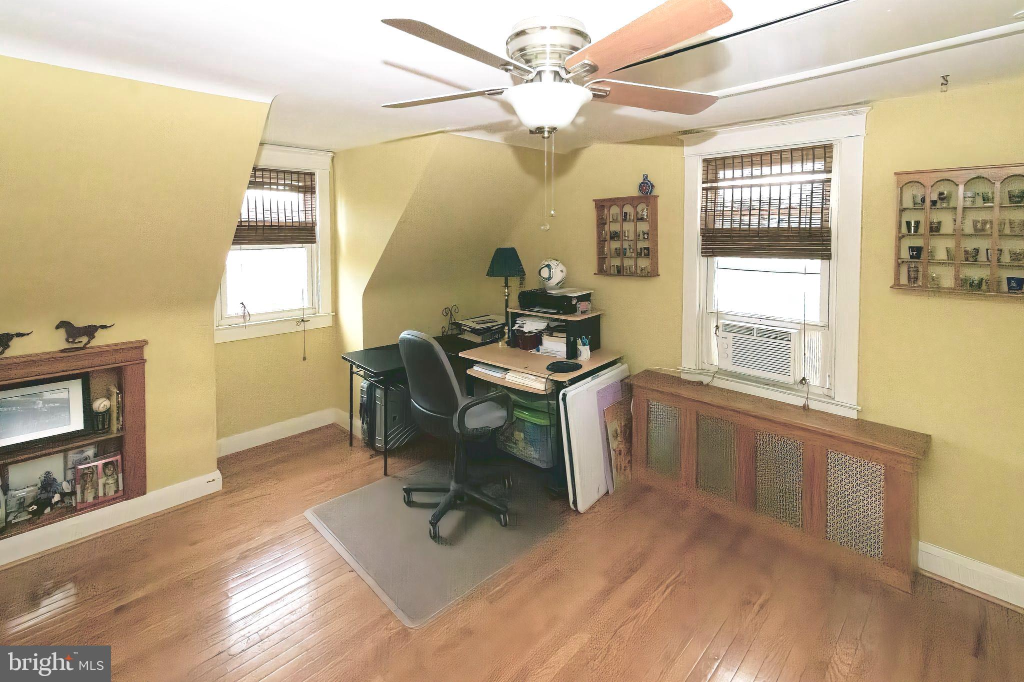 PARKVILLE - Residential