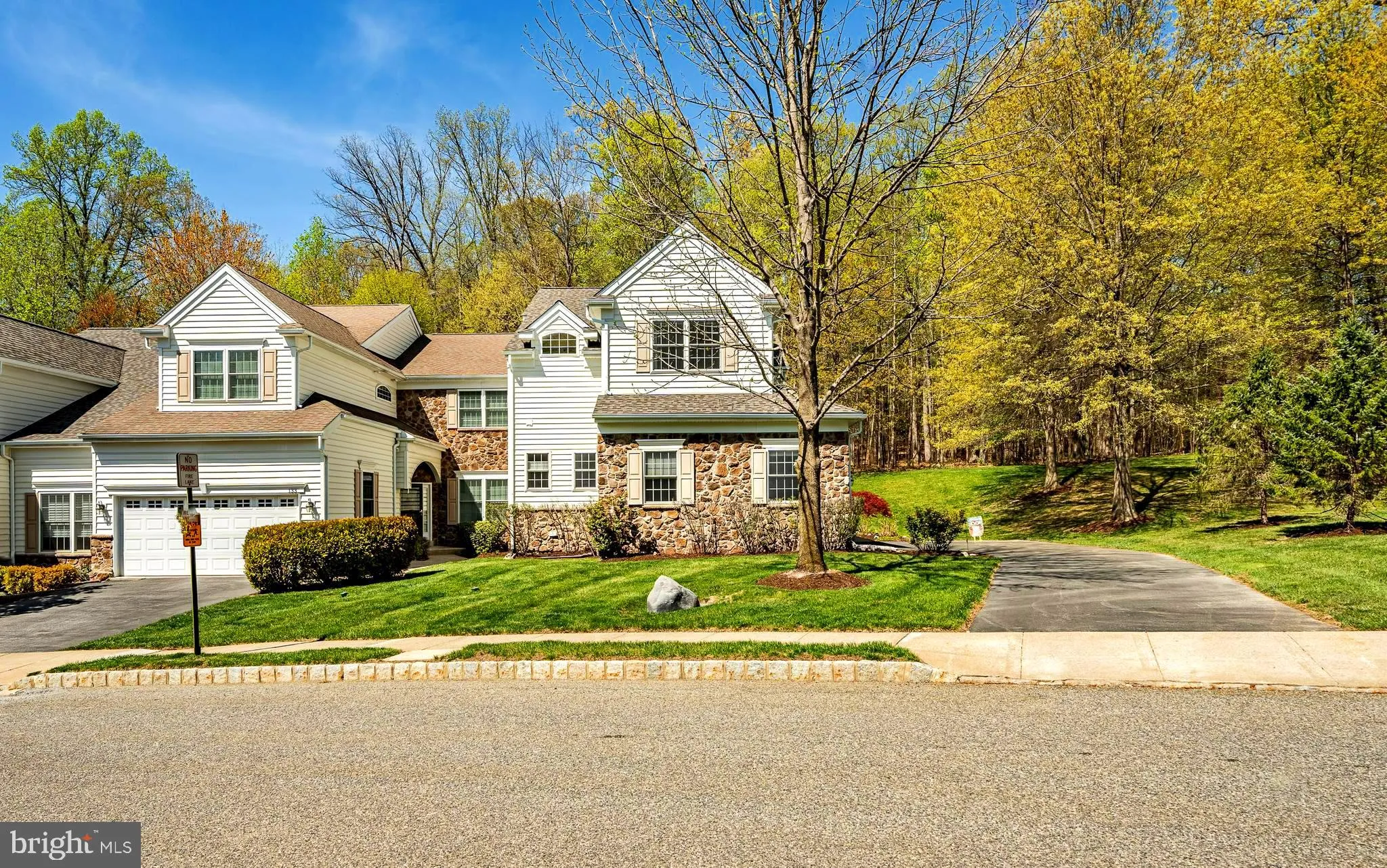 Exton, Pennsylvania 19341, United States, 3 Bedrooms Bedrooms, ,3 BathroomsBathrooms,Residential,Pending,116494