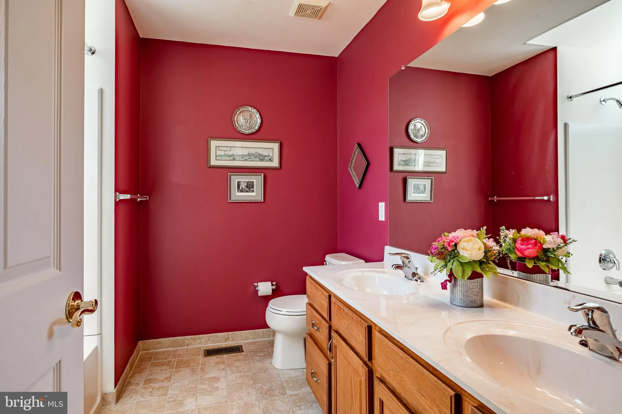 Exton, Pennsylvania 19341, United States, 3 Bedrooms Bedrooms, ,3 BathroomsBathrooms,Residential,Pending,116494