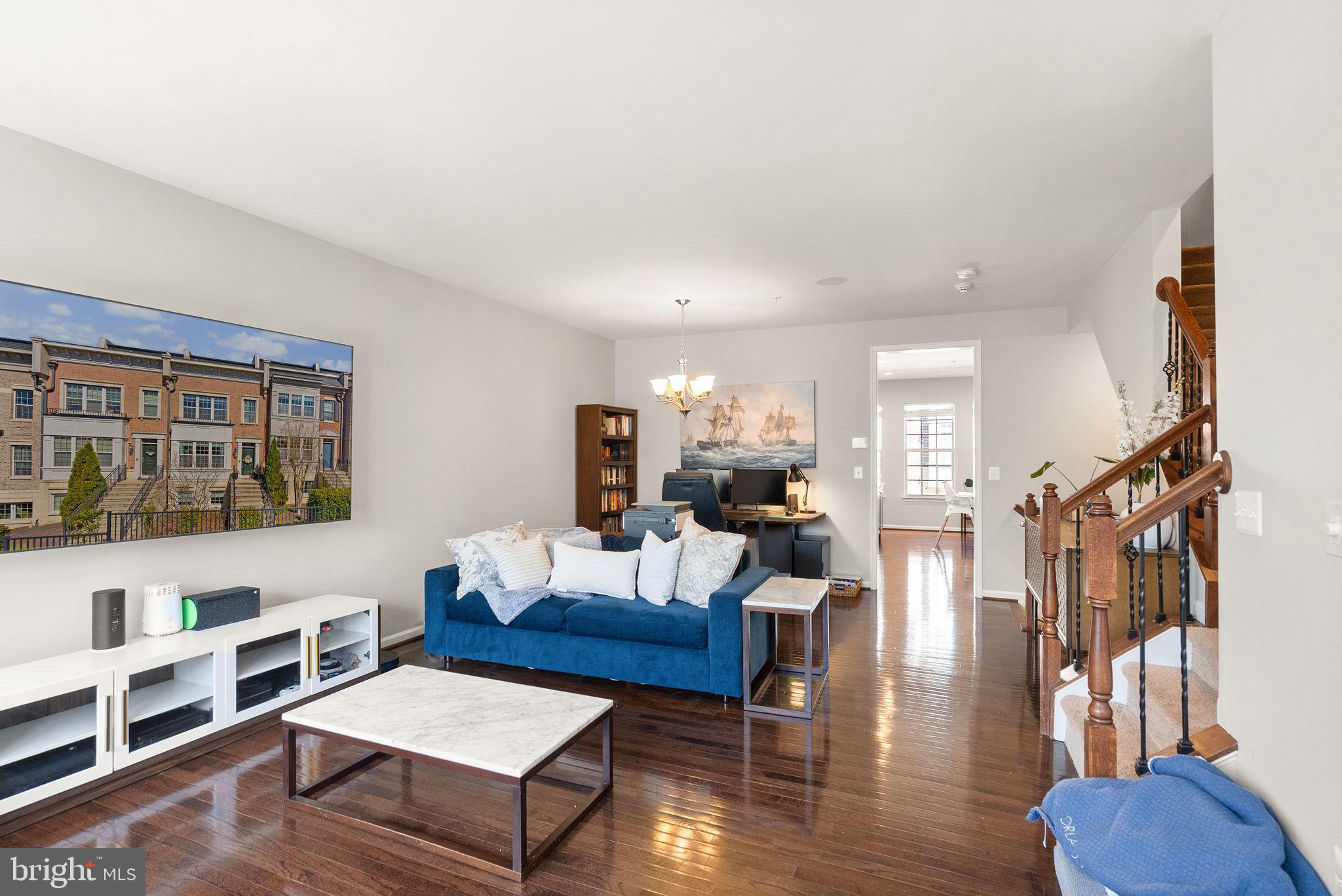 POTOMAC OVERLOOK CONDO - Residential