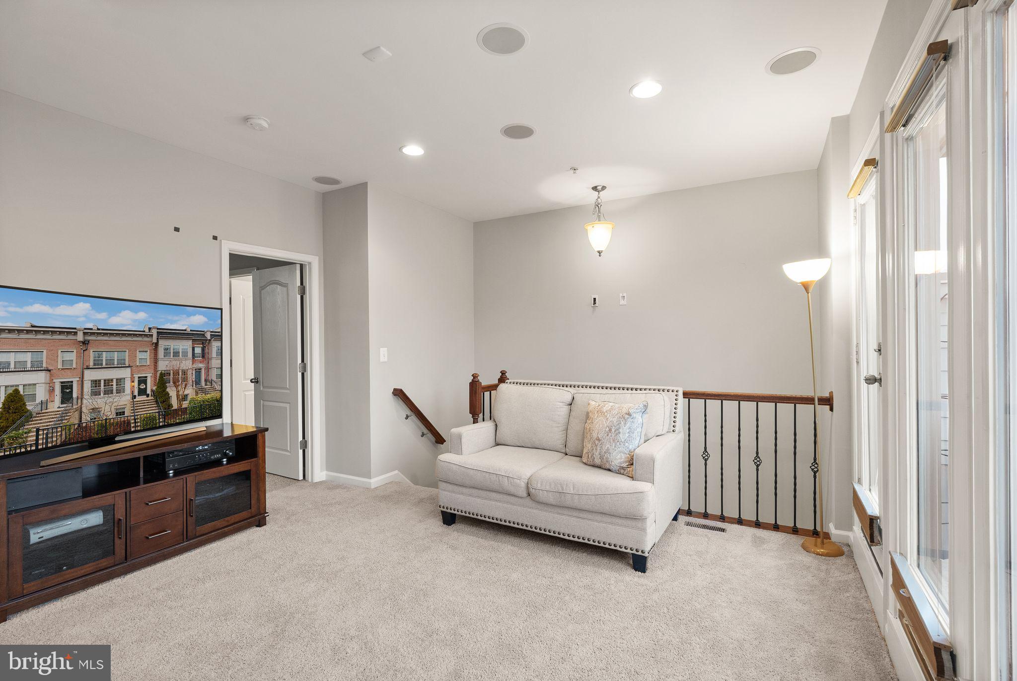 POTOMAC OVERLOOK CONDO - Residential