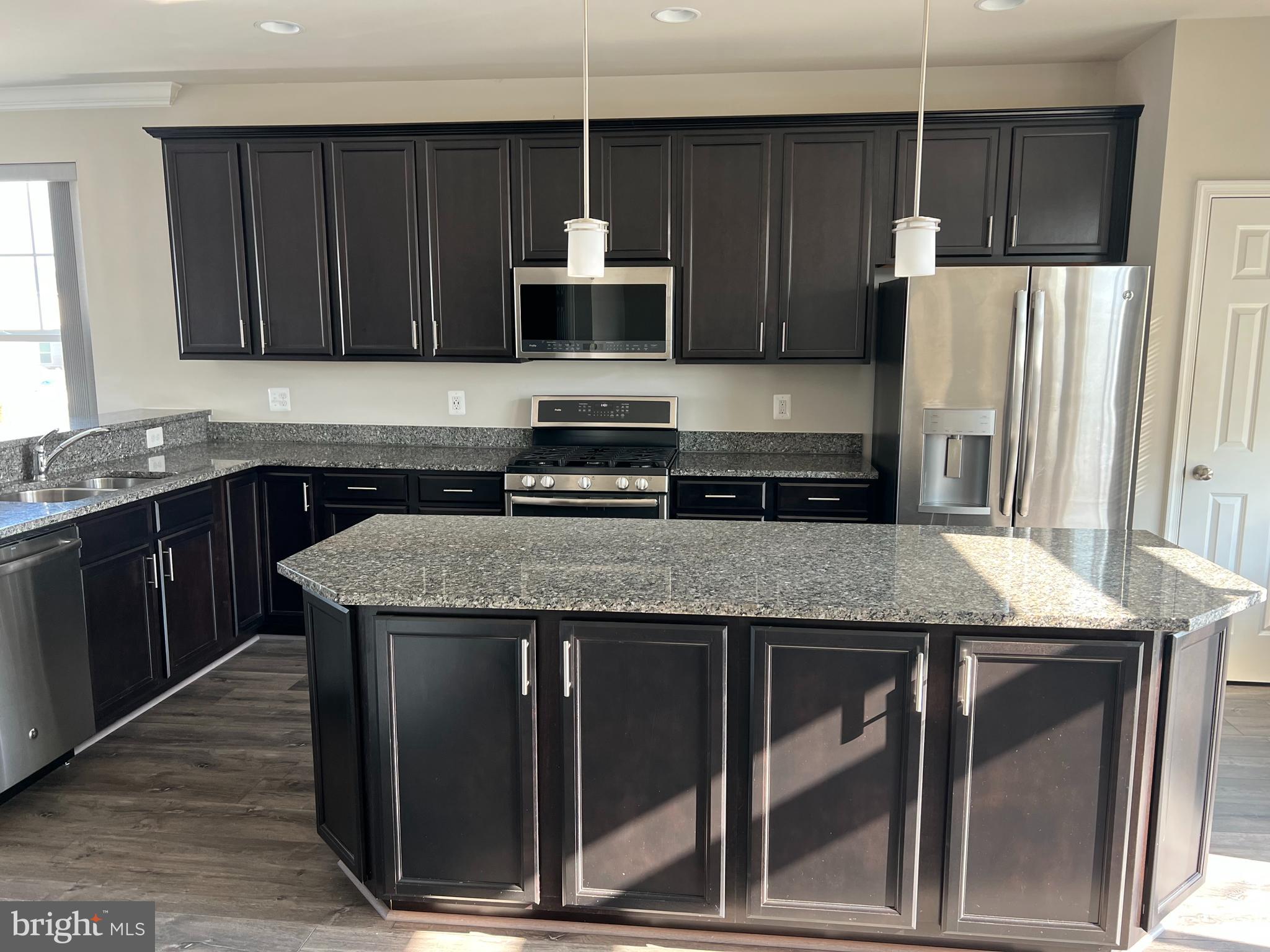 SNOWDEN BRIDGE - Residential Lease