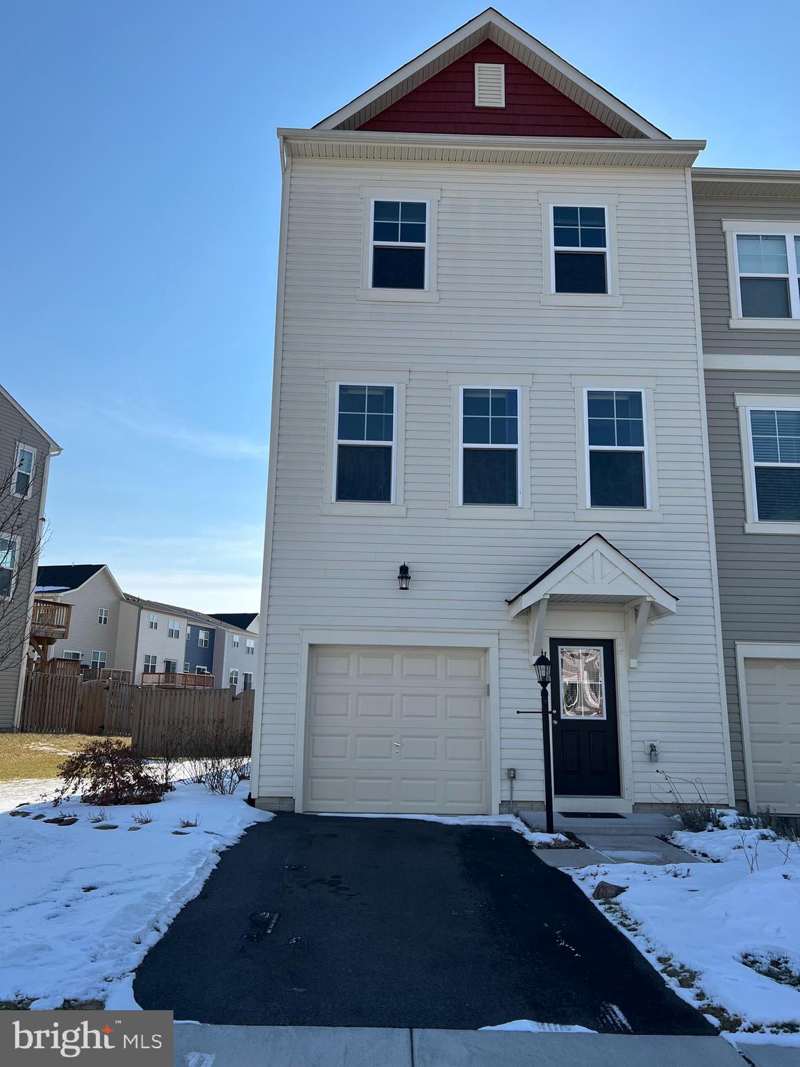 SNOWDEN BRIDGE - Residential Lease