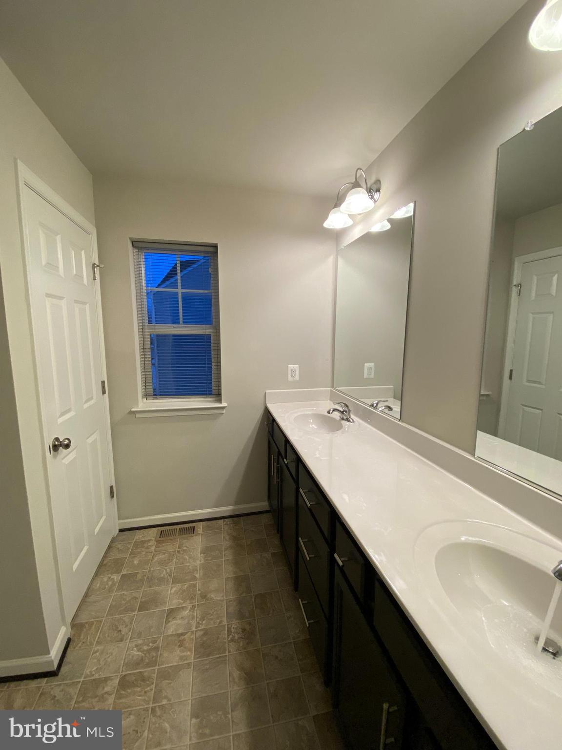 SNOWDEN BRIDGE - Residential Lease