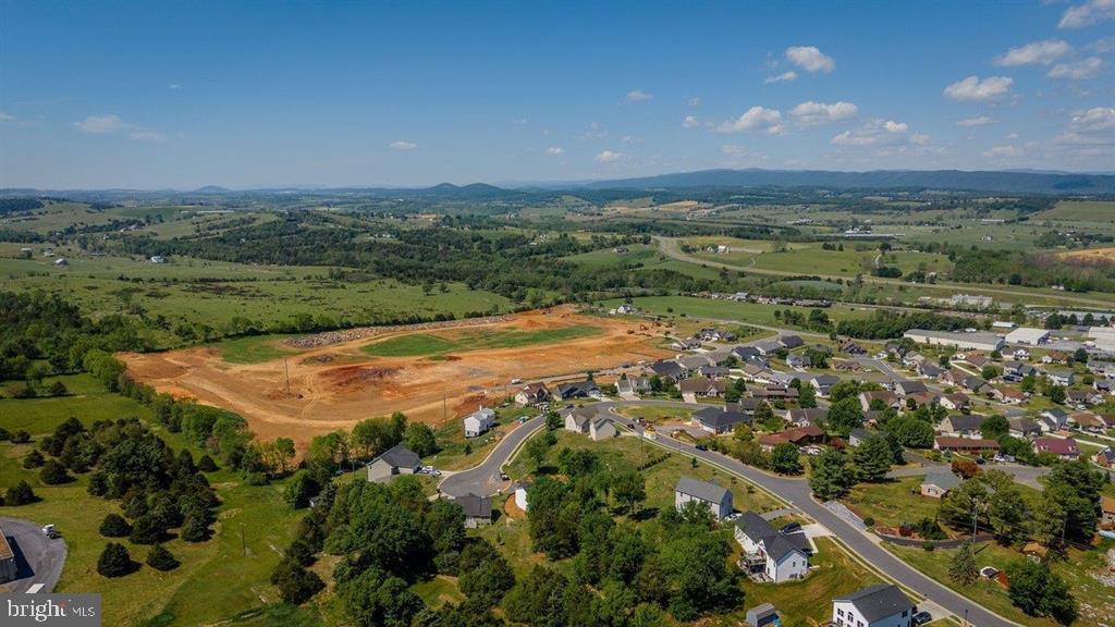 MOUNTAINEER HEIGHTS - Residential