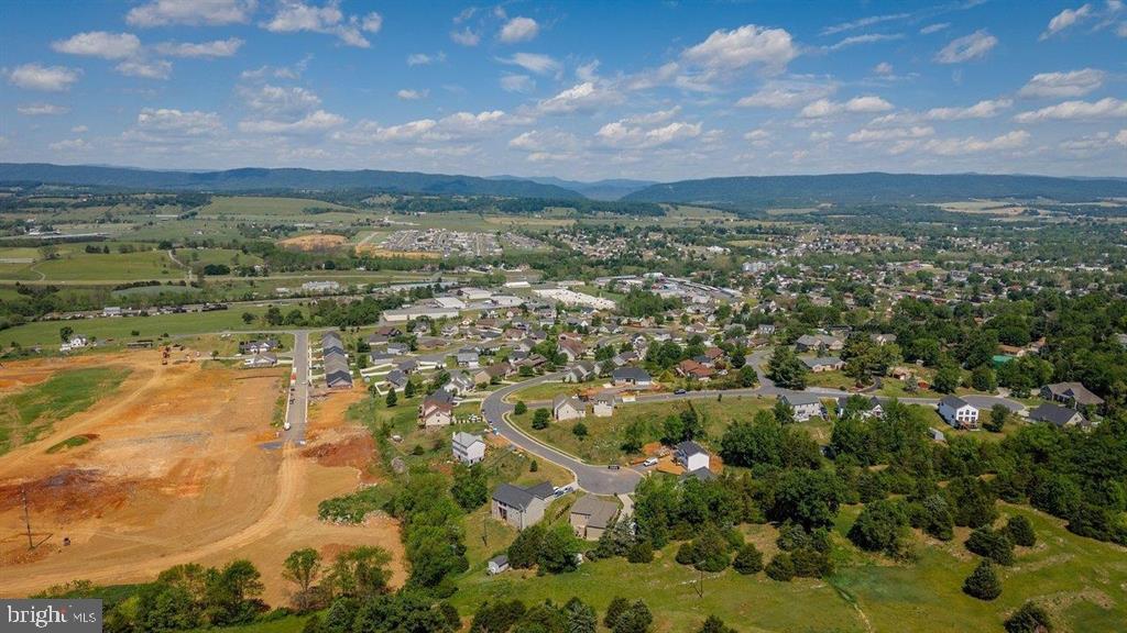 MOUNTAINEER HEIGHTS - Residential