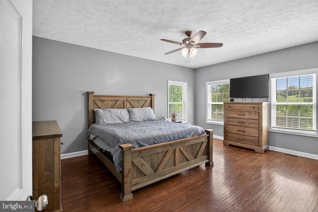 MOUNTAINEER HEIGHTS - Residential
