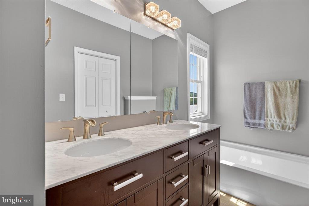 MOUNTAINEER HEIGHTS - Residential