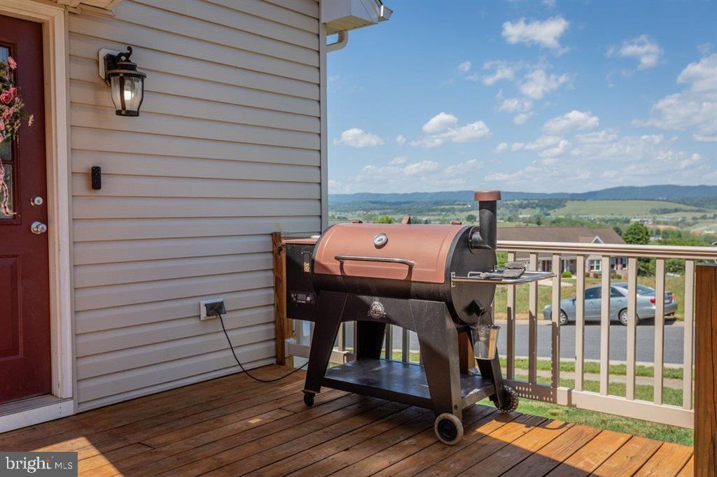 MOUNTAINEER HEIGHTS - Residential