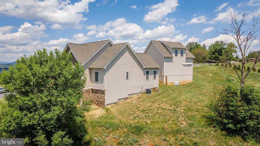 MOUNTAINEER HEIGHTS - Residential