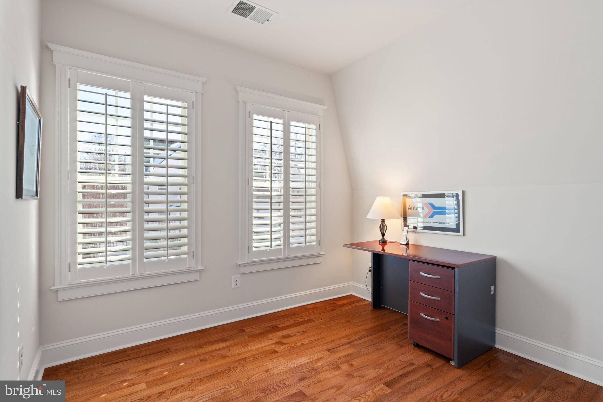 POTOMAC SHORES - Residential