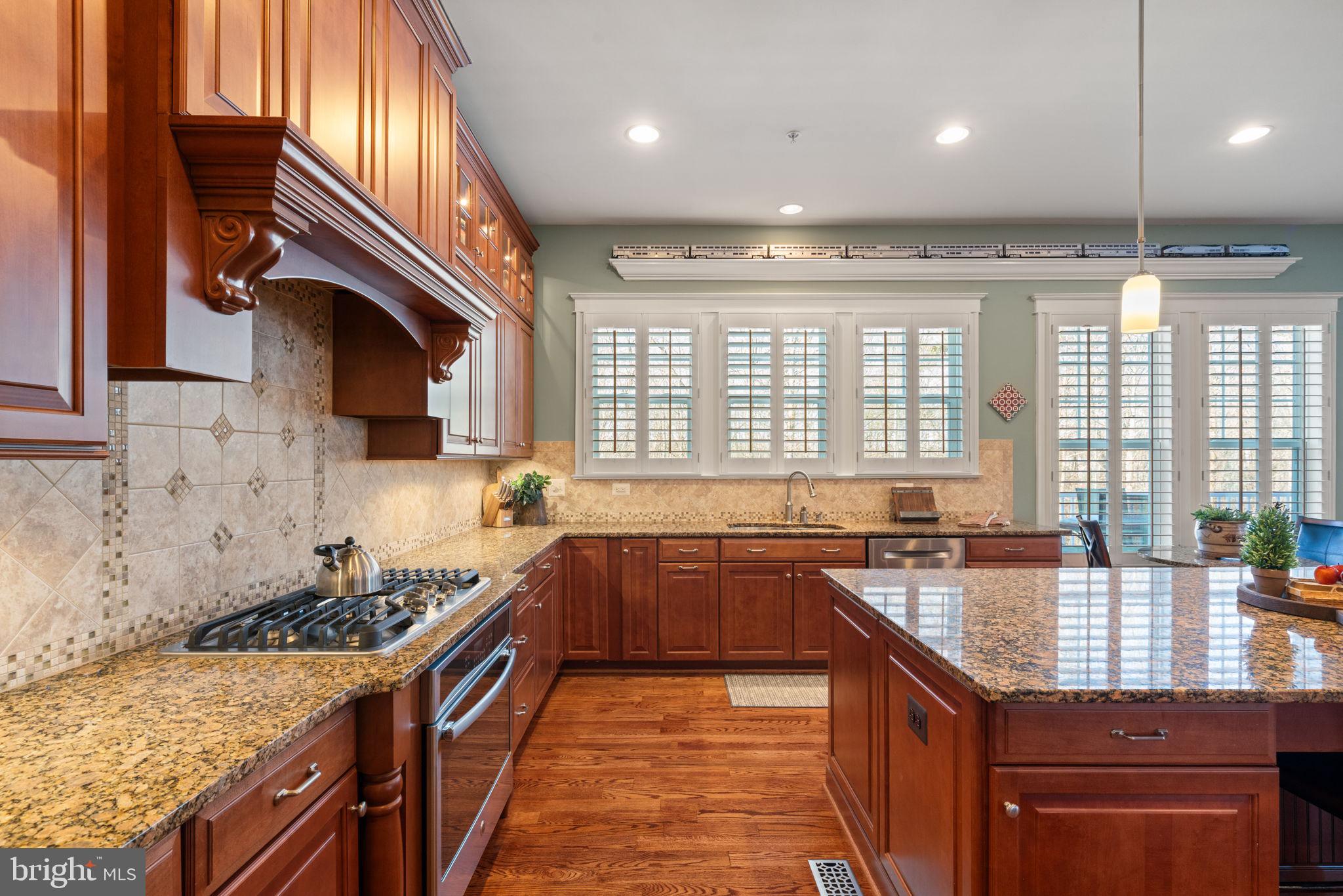 POTOMAC SHORES - Residential