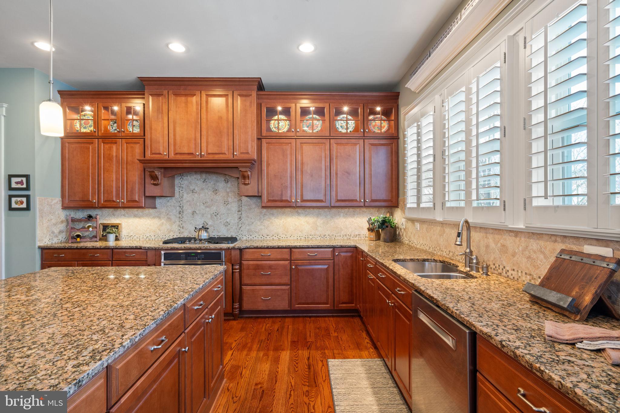 POTOMAC SHORES - Residential