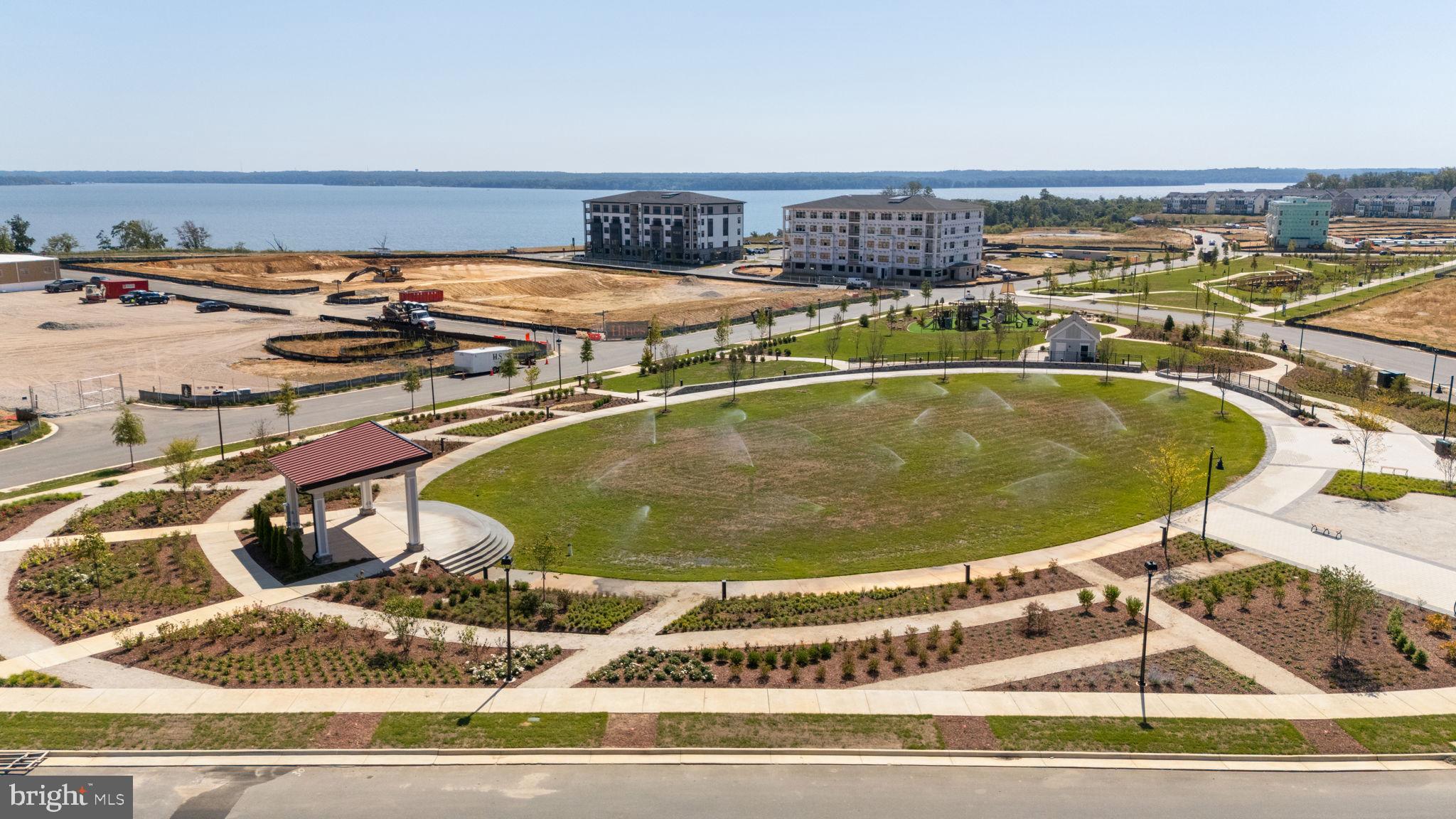 POTOMAC SHORES - Residential