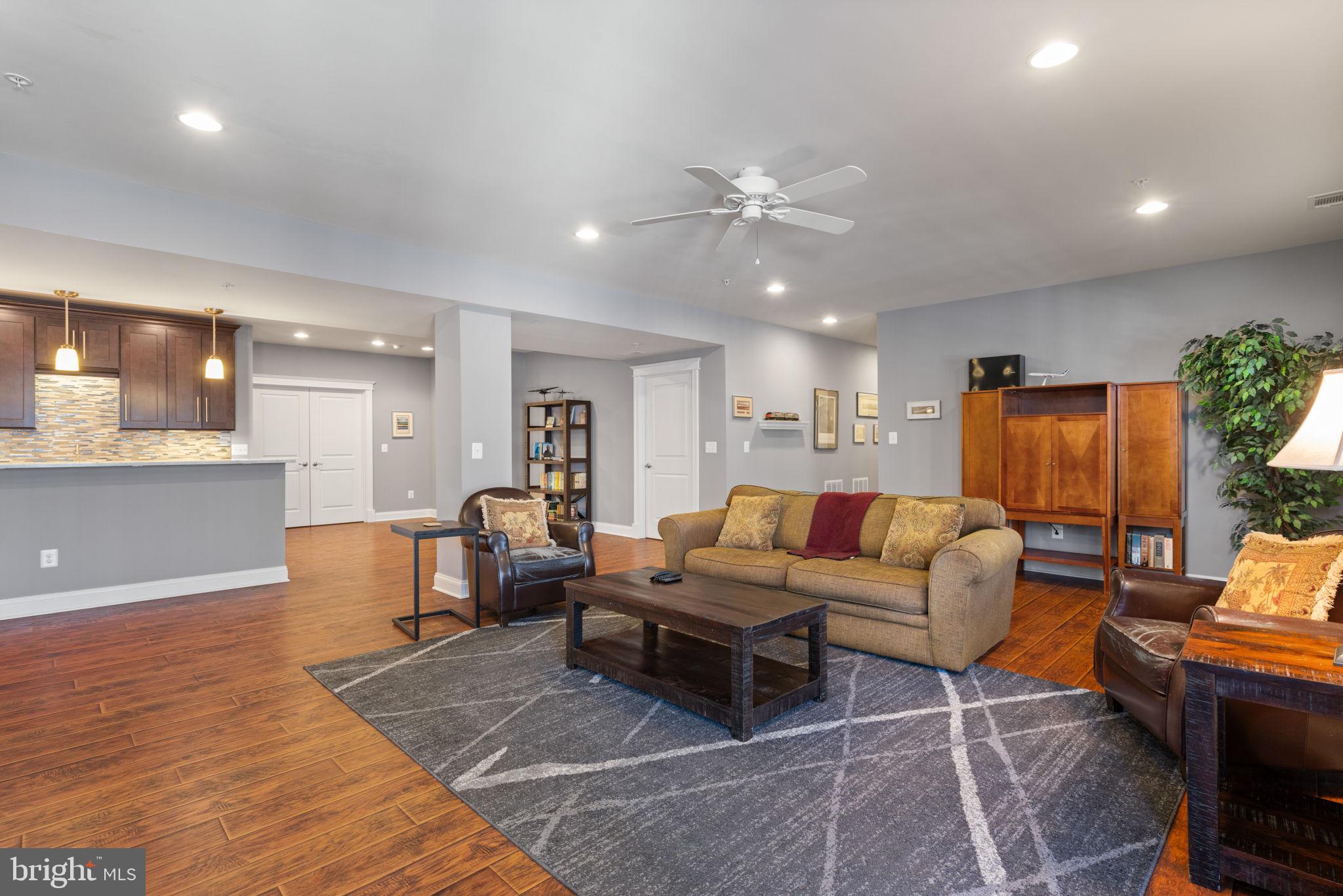 POTOMAC SHORES - Residential