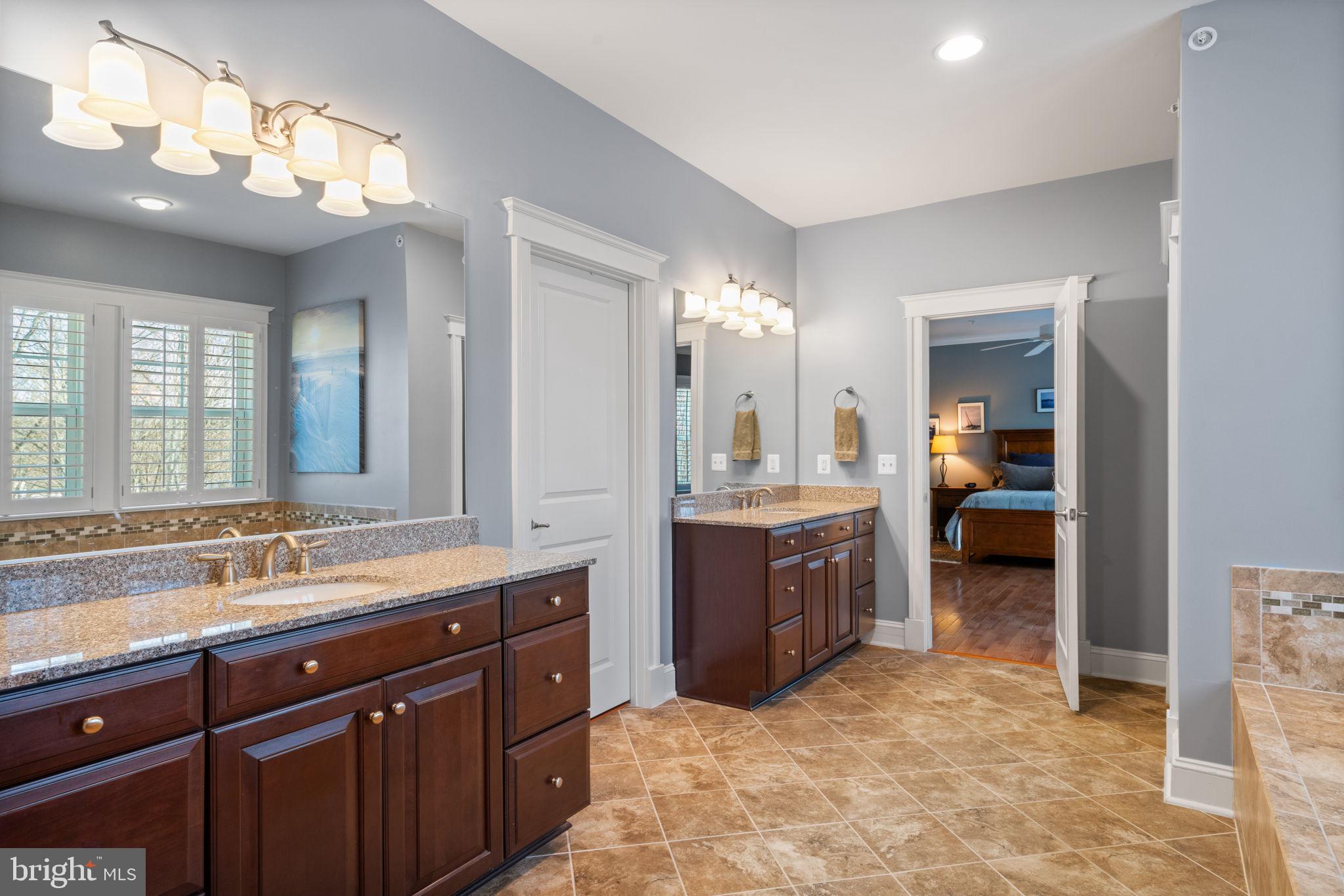 POTOMAC SHORES - Residential