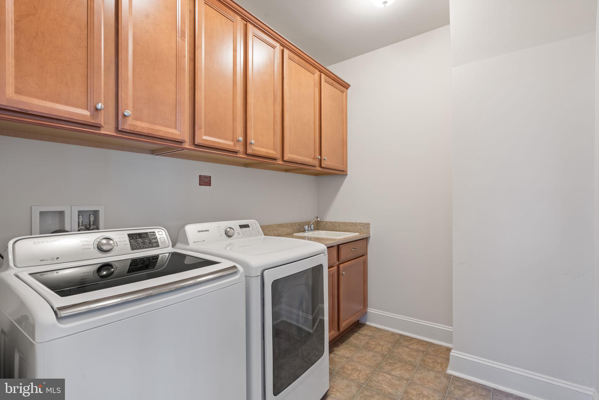 POTOMAC SHORES - Residential