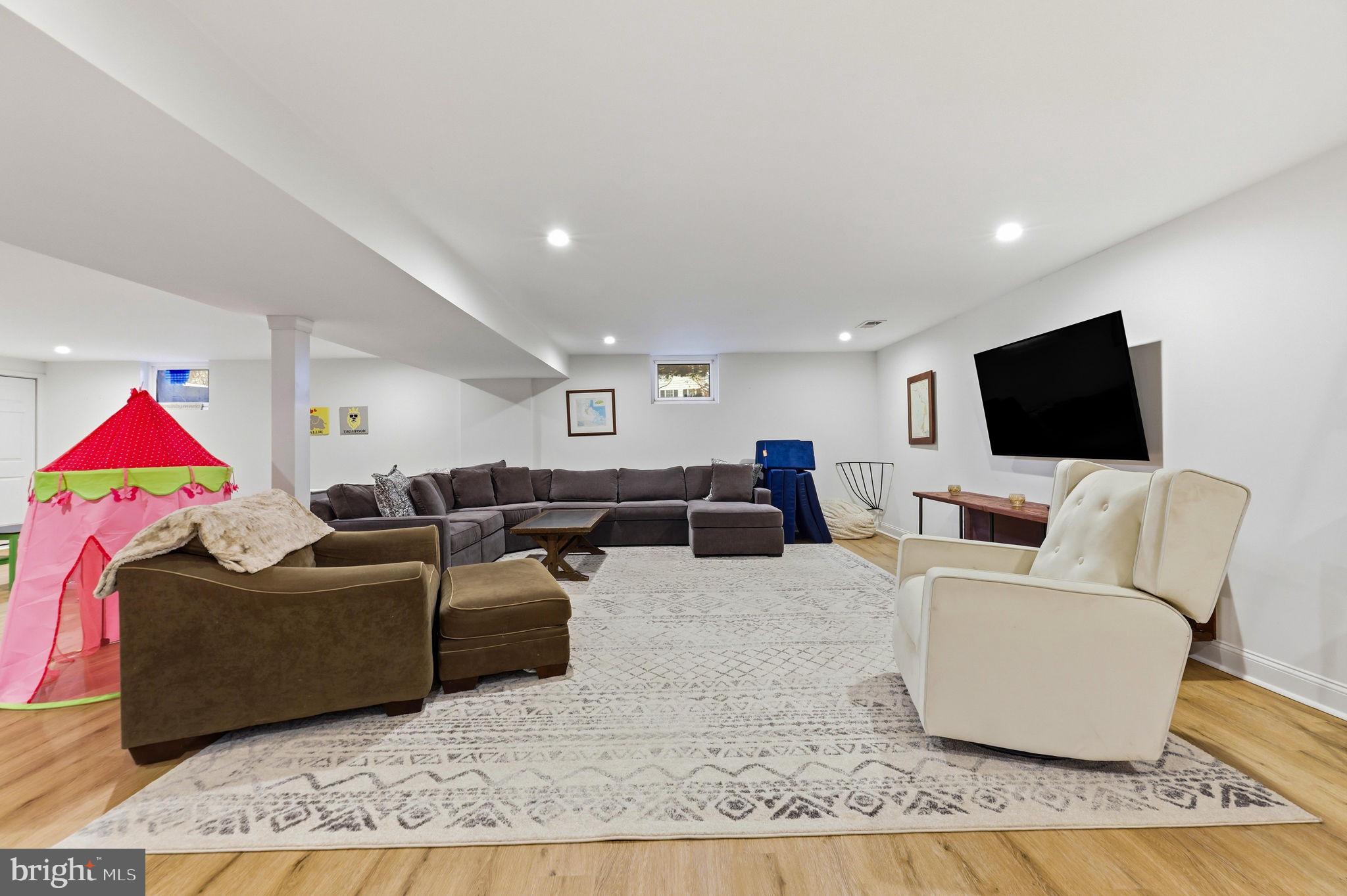 HEREFORD FARMS - Residential