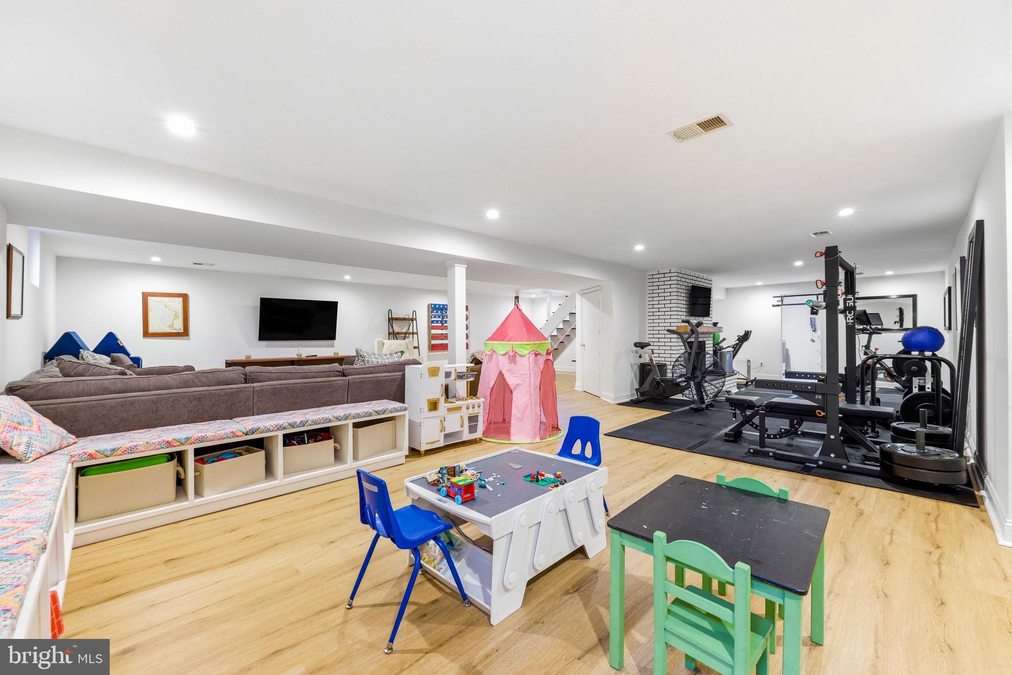 HEREFORD FARMS - Residential