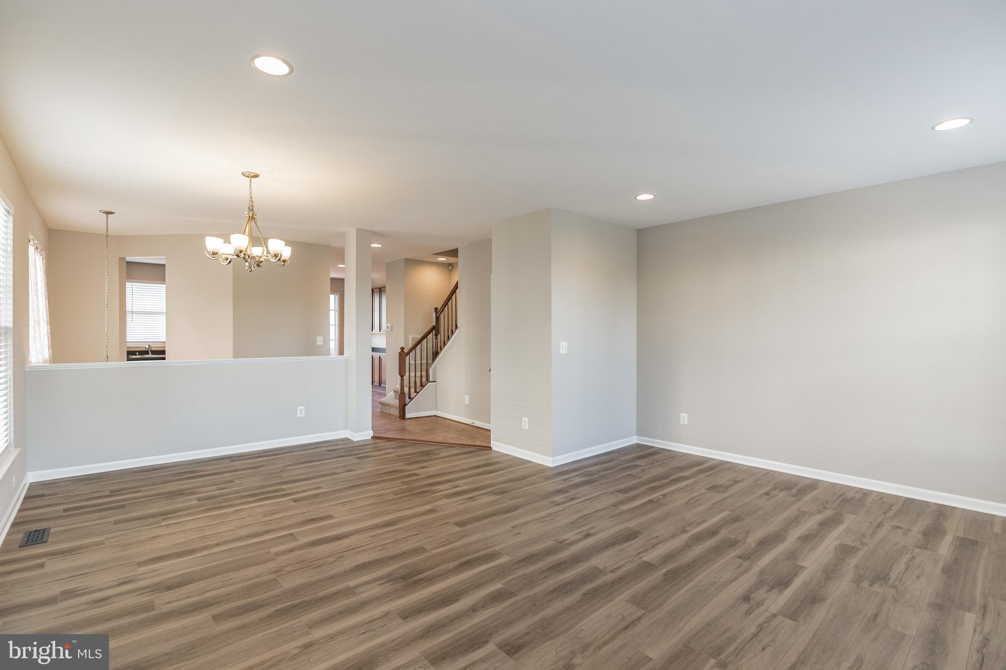 9240 CASCADE FALLS DRIVE