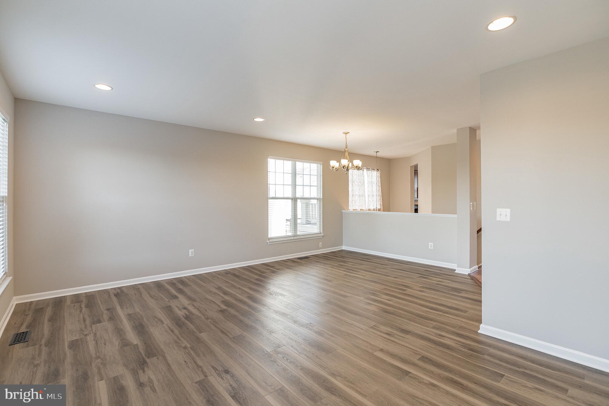 9240 CASCADE FALLS DRIVE