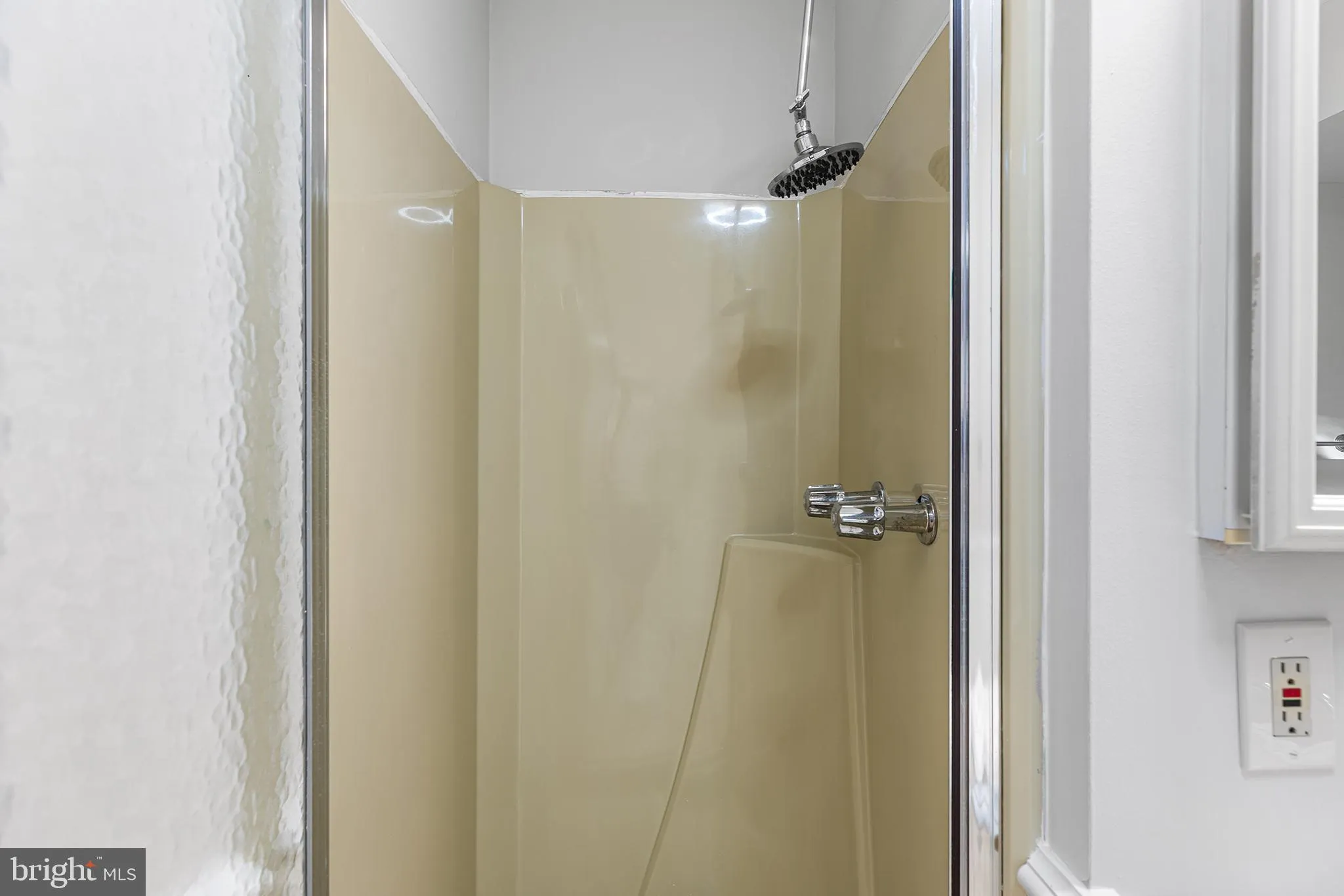 Upper Chichester, Pennsylvania 19061, United States, 3 Bedrooms Bedrooms, ,2 BathroomsBathrooms,Residential,Active,178988