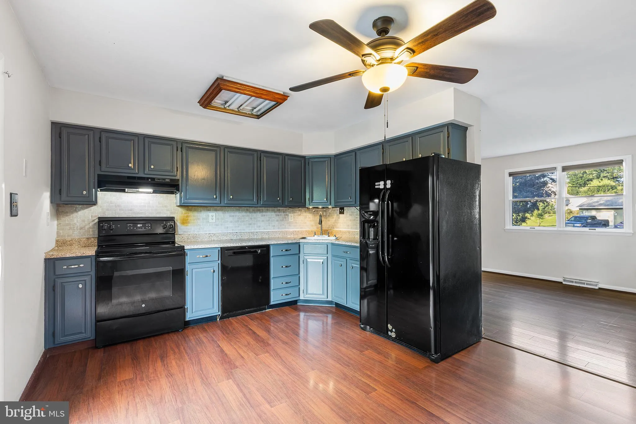 Upper Chichester, Pennsylvania 19061, United States, 3 Bedrooms Bedrooms, ,2 BathroomsBathrooms,Residential,Active,178988