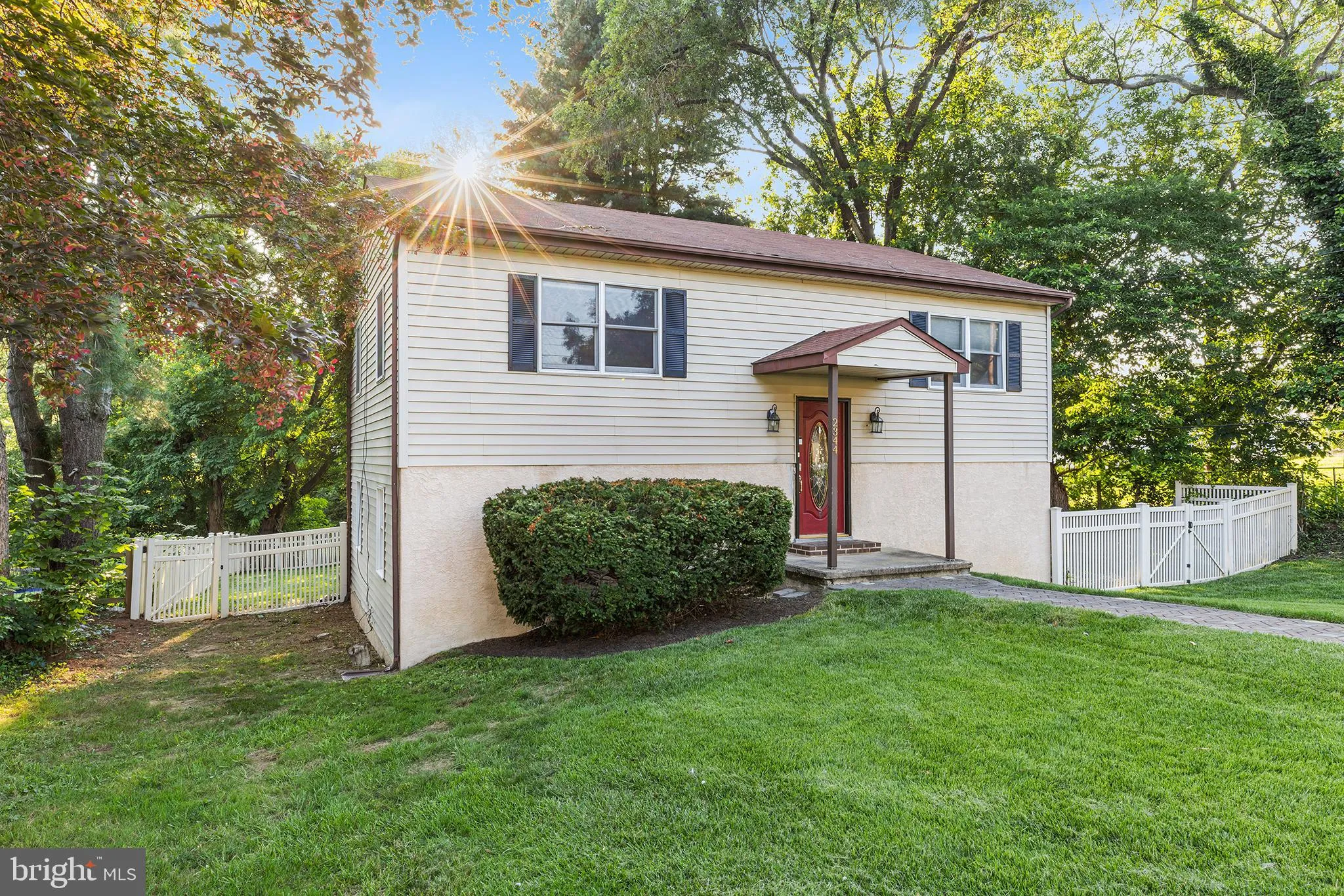 Upper Chichester, Pennsylvania 19061, United States, 3 Bedrooms Bedrooms, ,2 BathroomsBathrooms,Residential,Active,178988