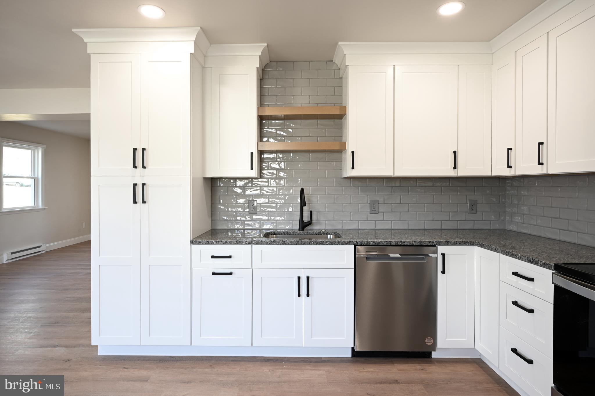 MEADOW WOOD - Residential Lease