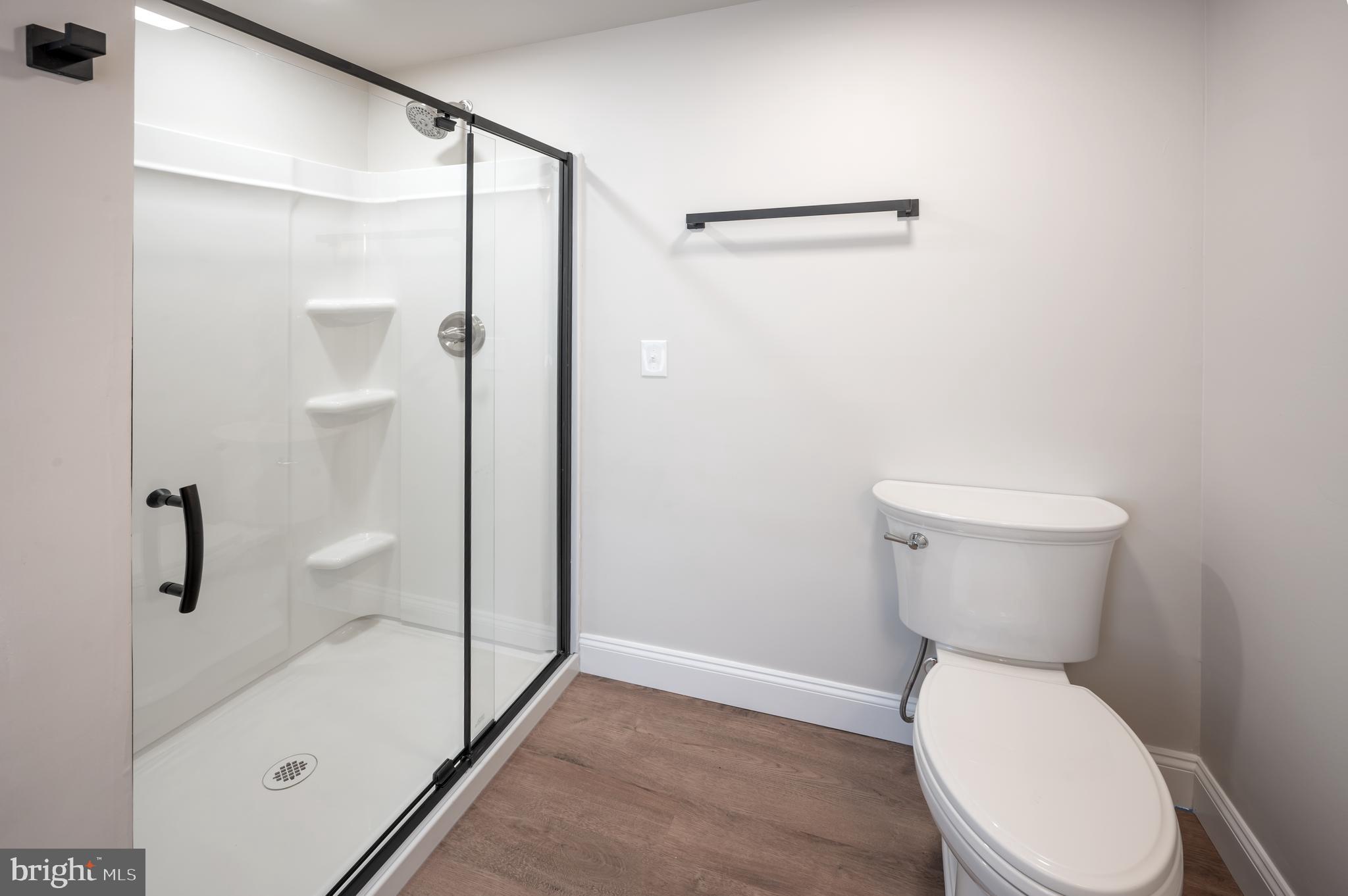 MEADOW WOOD - Residential Lease