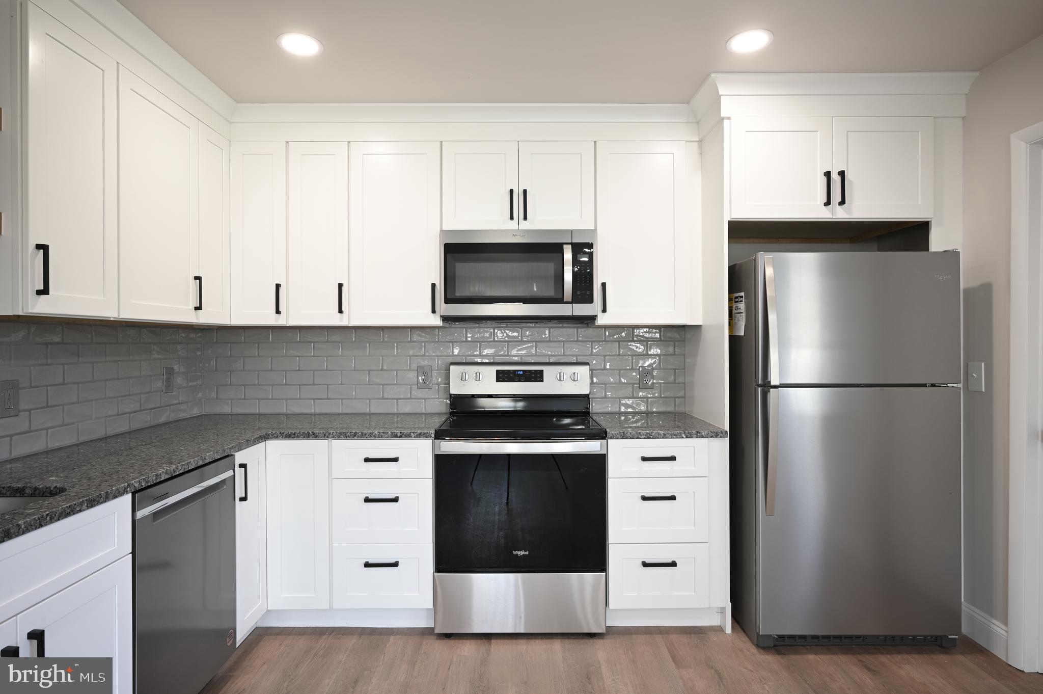 MEADOW WOOD - Residential Lease