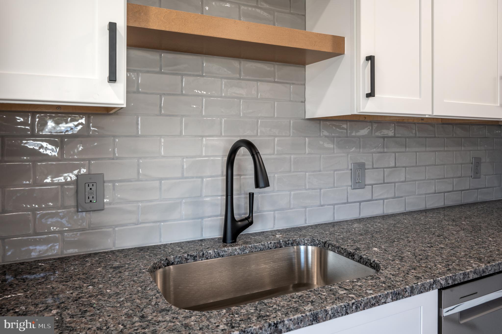 MEADOW WOOD - Residential Lease