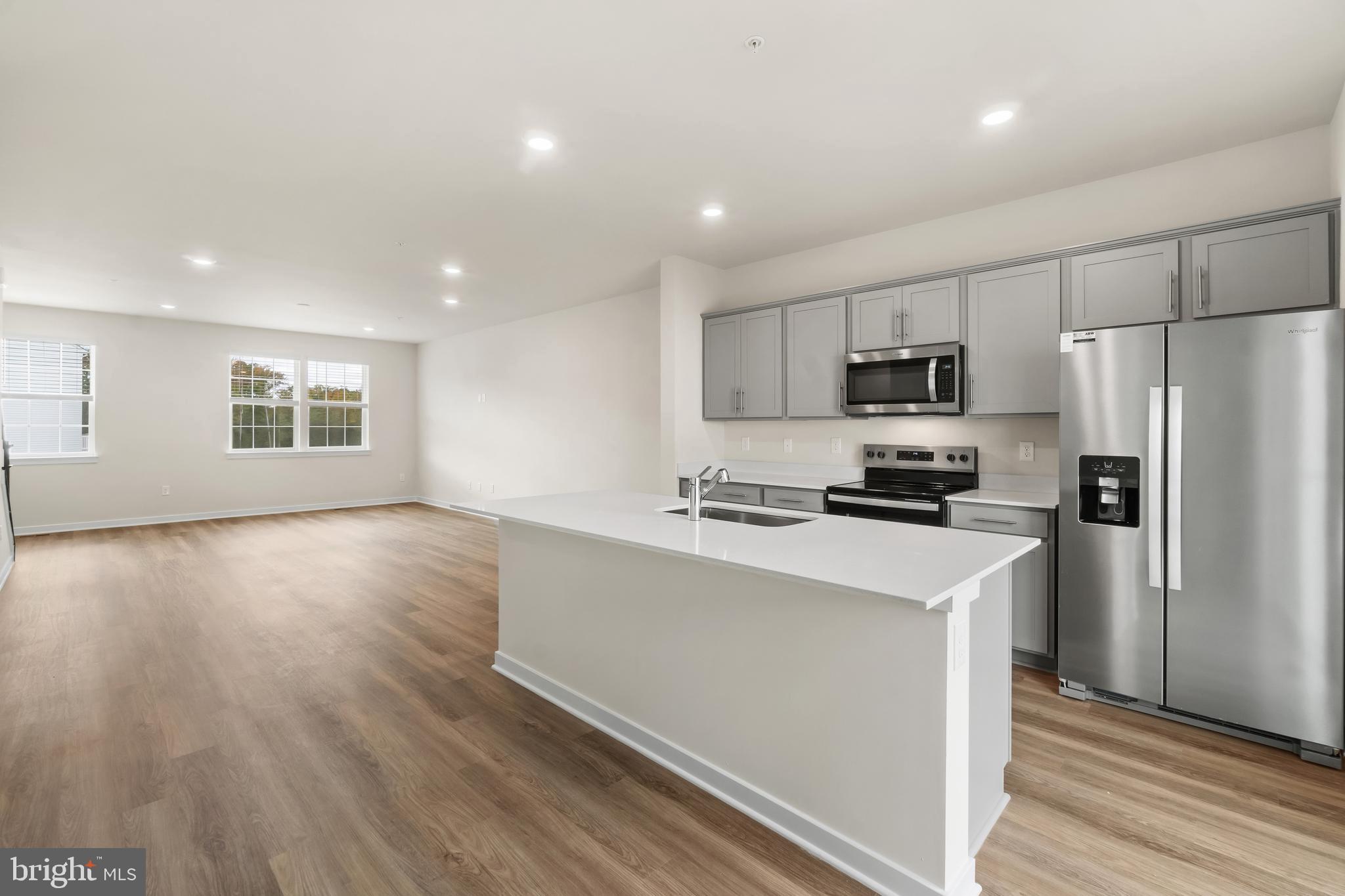 PINEGROVE - Residential