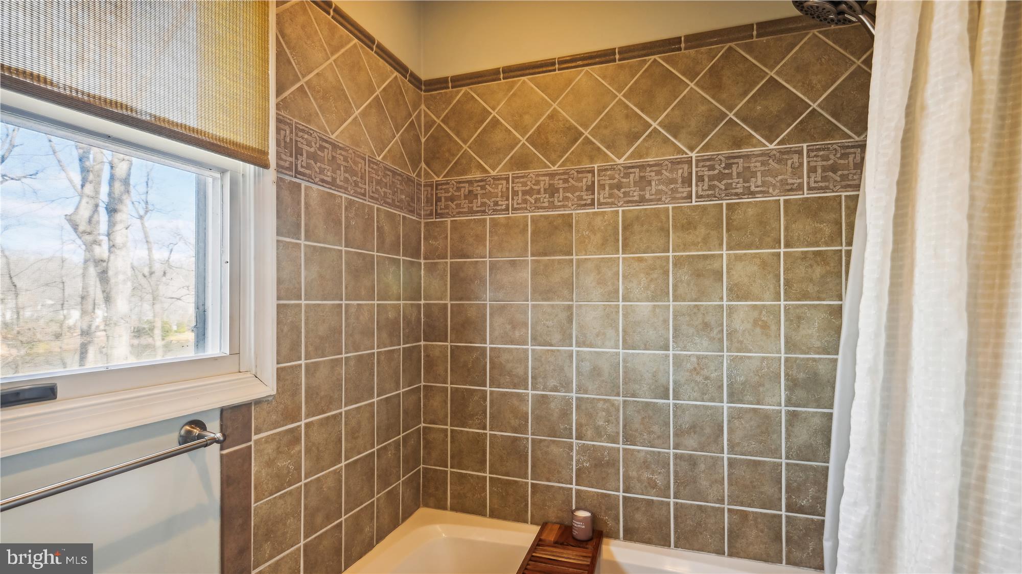 MONTCLAIR - Residential