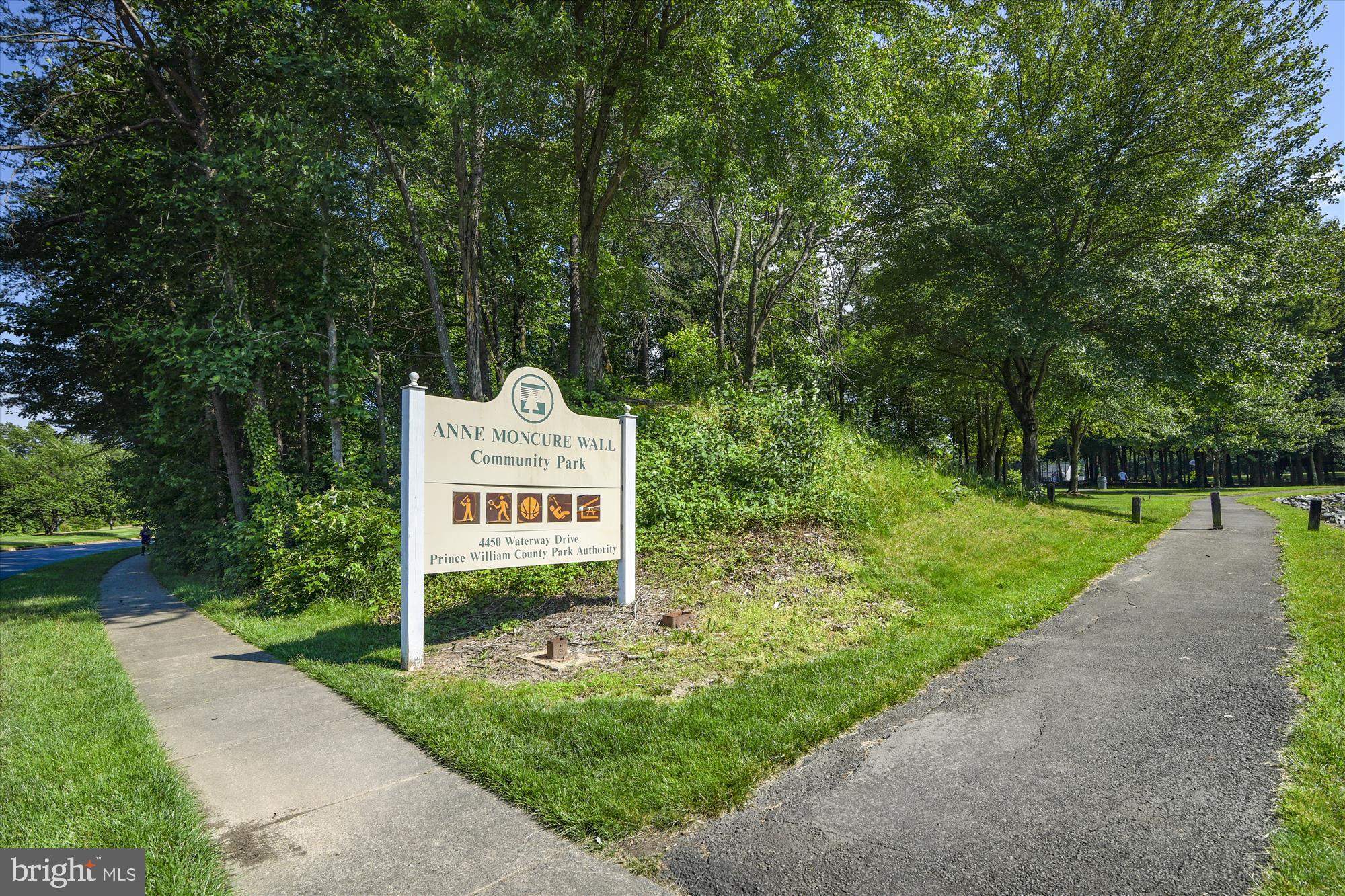 MONTCLAIR - Residential