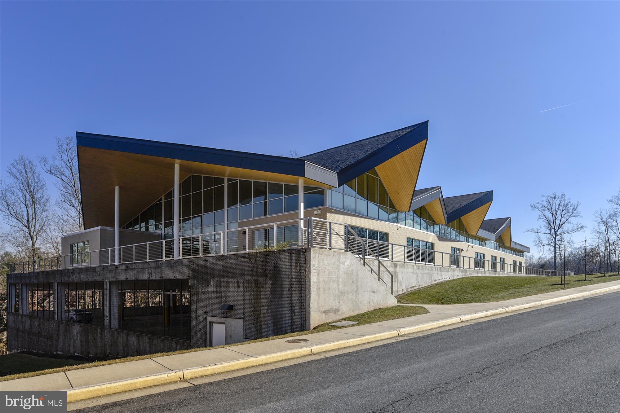 MONTCLAIR - Residential