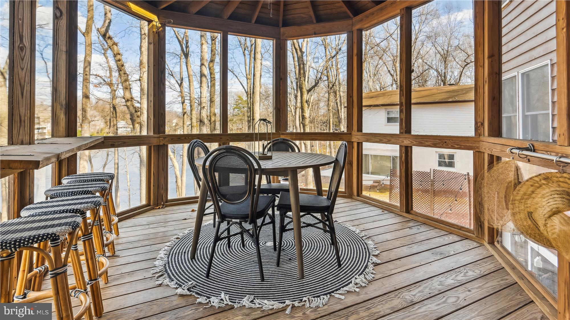 MONTCLAIR - Residential