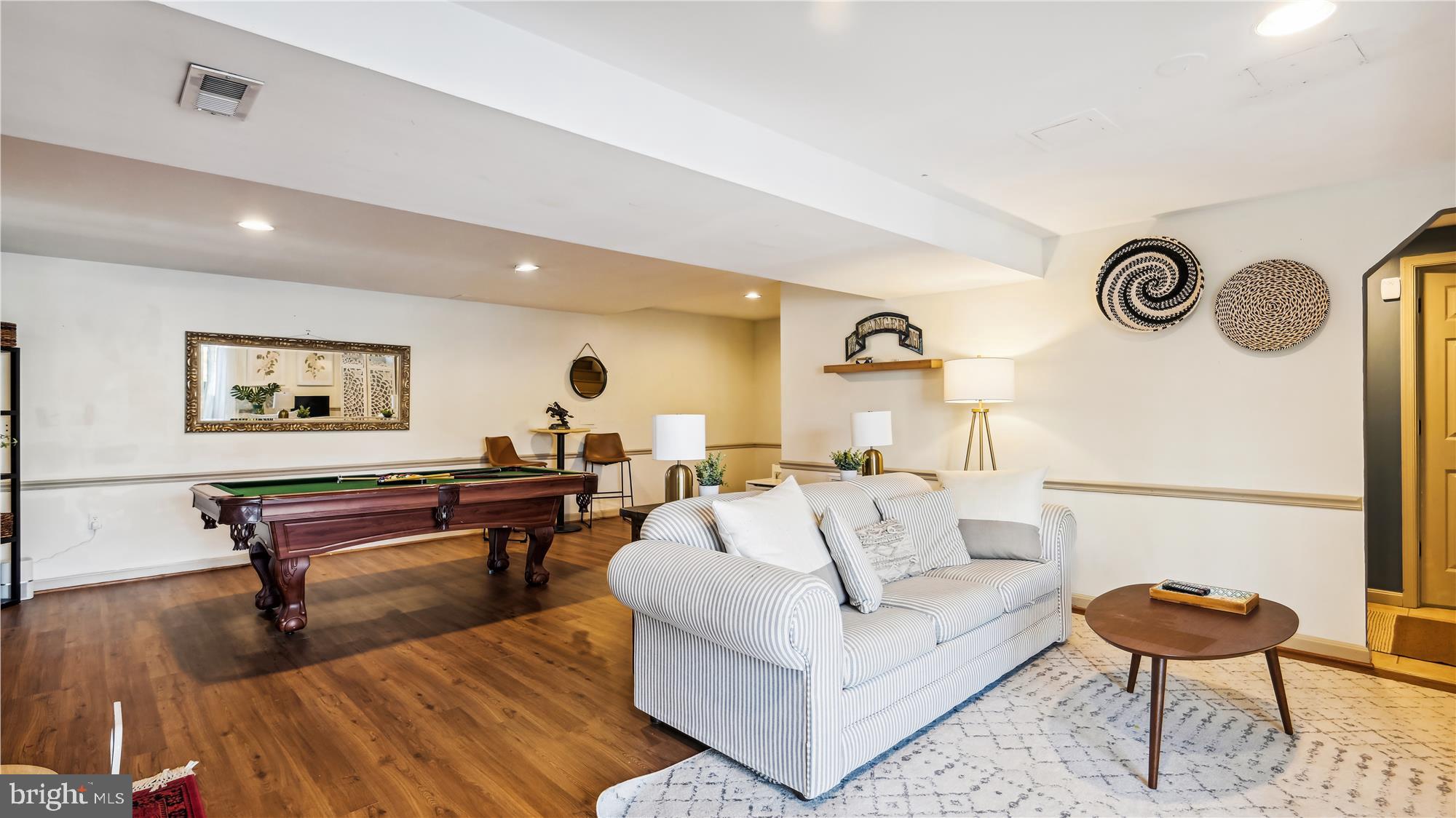 MONTCLAIR - Residential