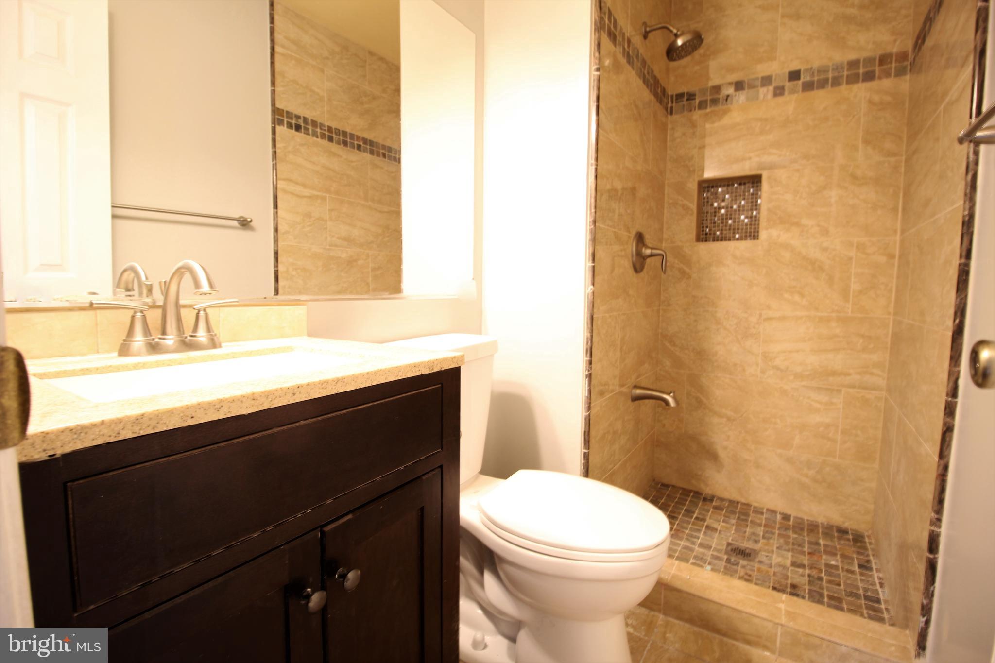 SHANNON STATION - Residential Lease