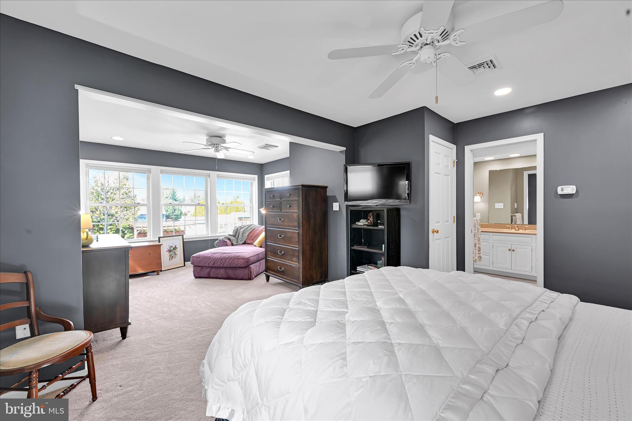 HI VIEW ESTATES - Residential