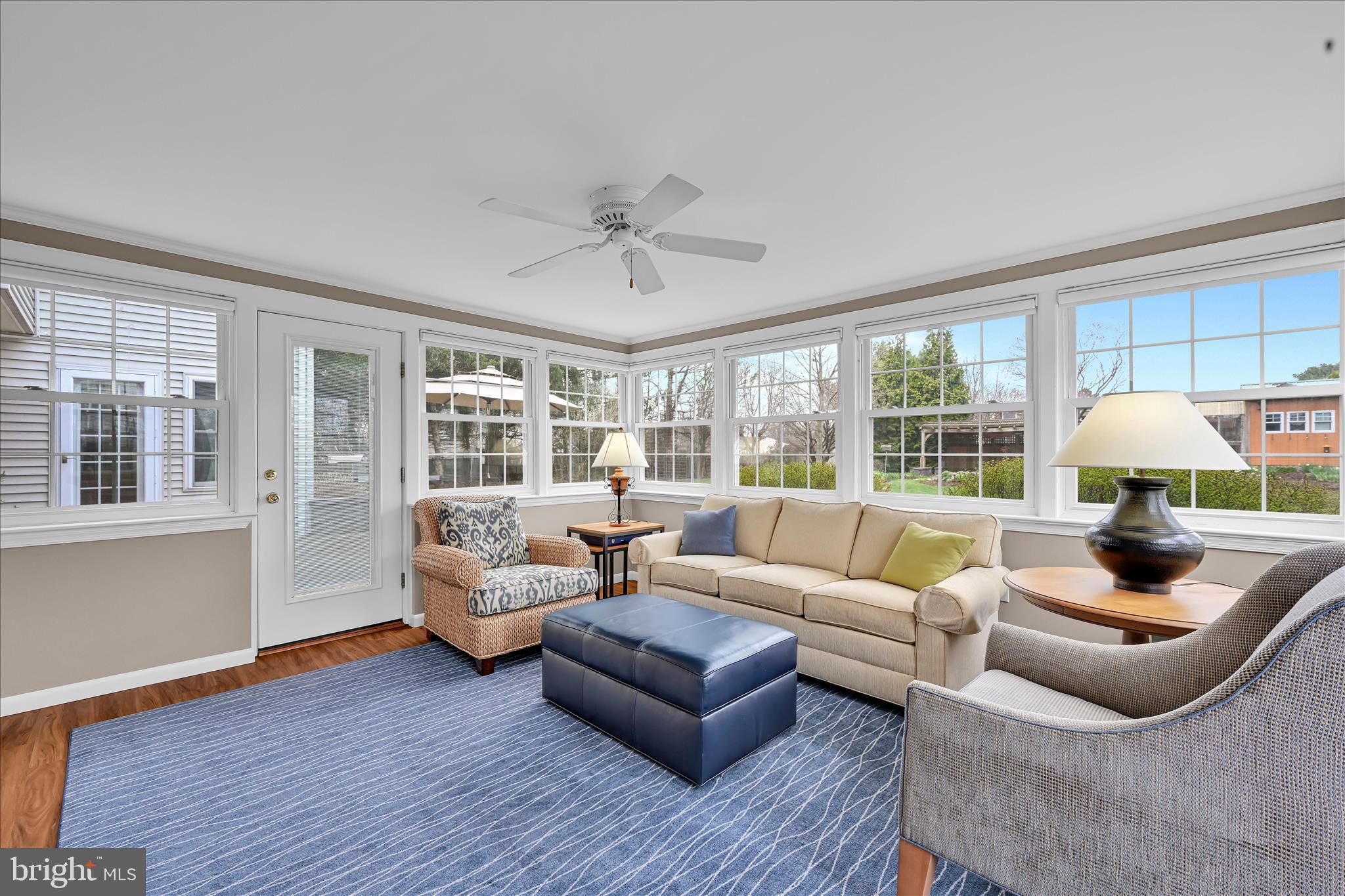 HI VIEW ESTATES - Residential