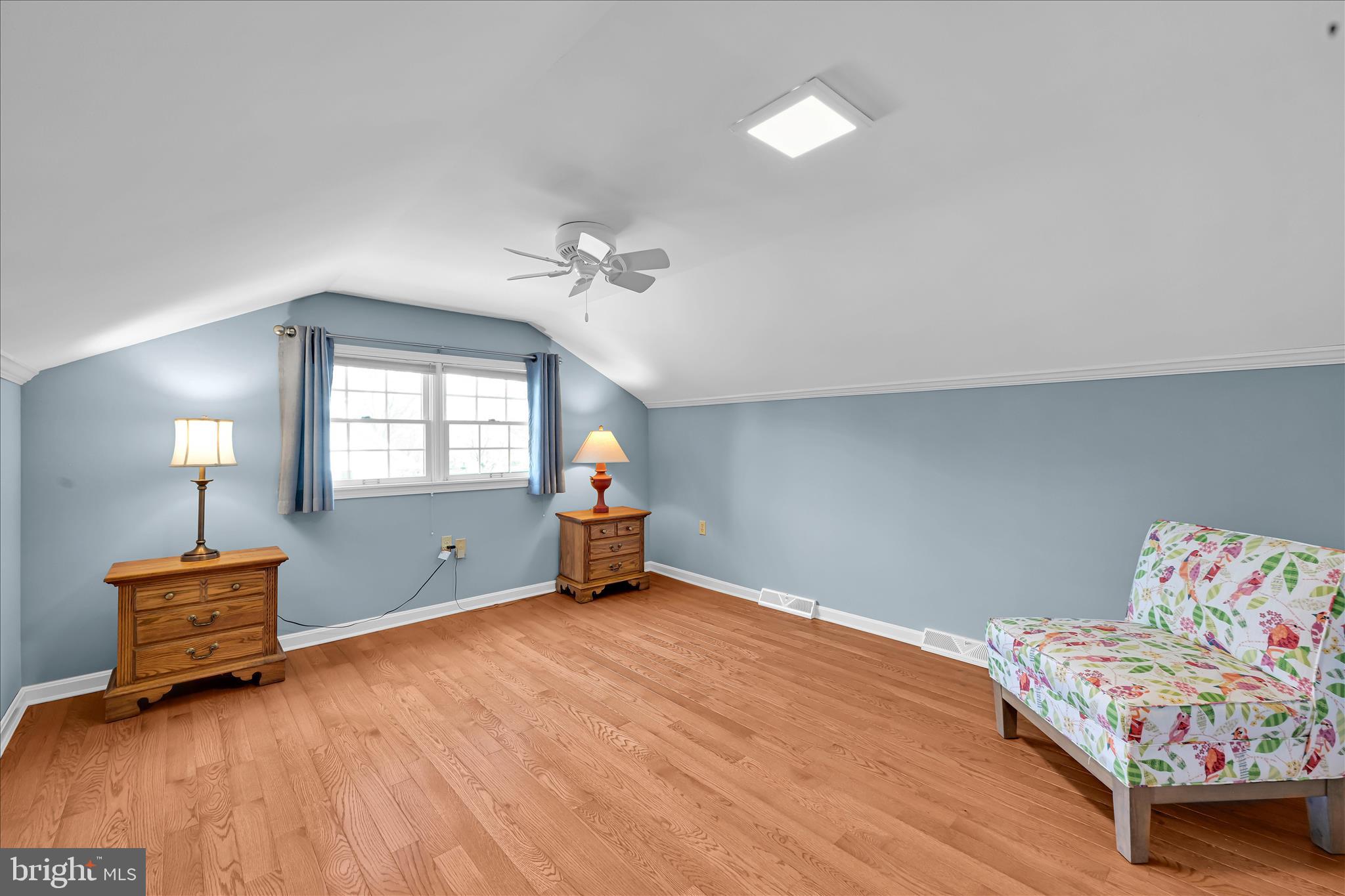 HI VIEW ESTATES - Residential