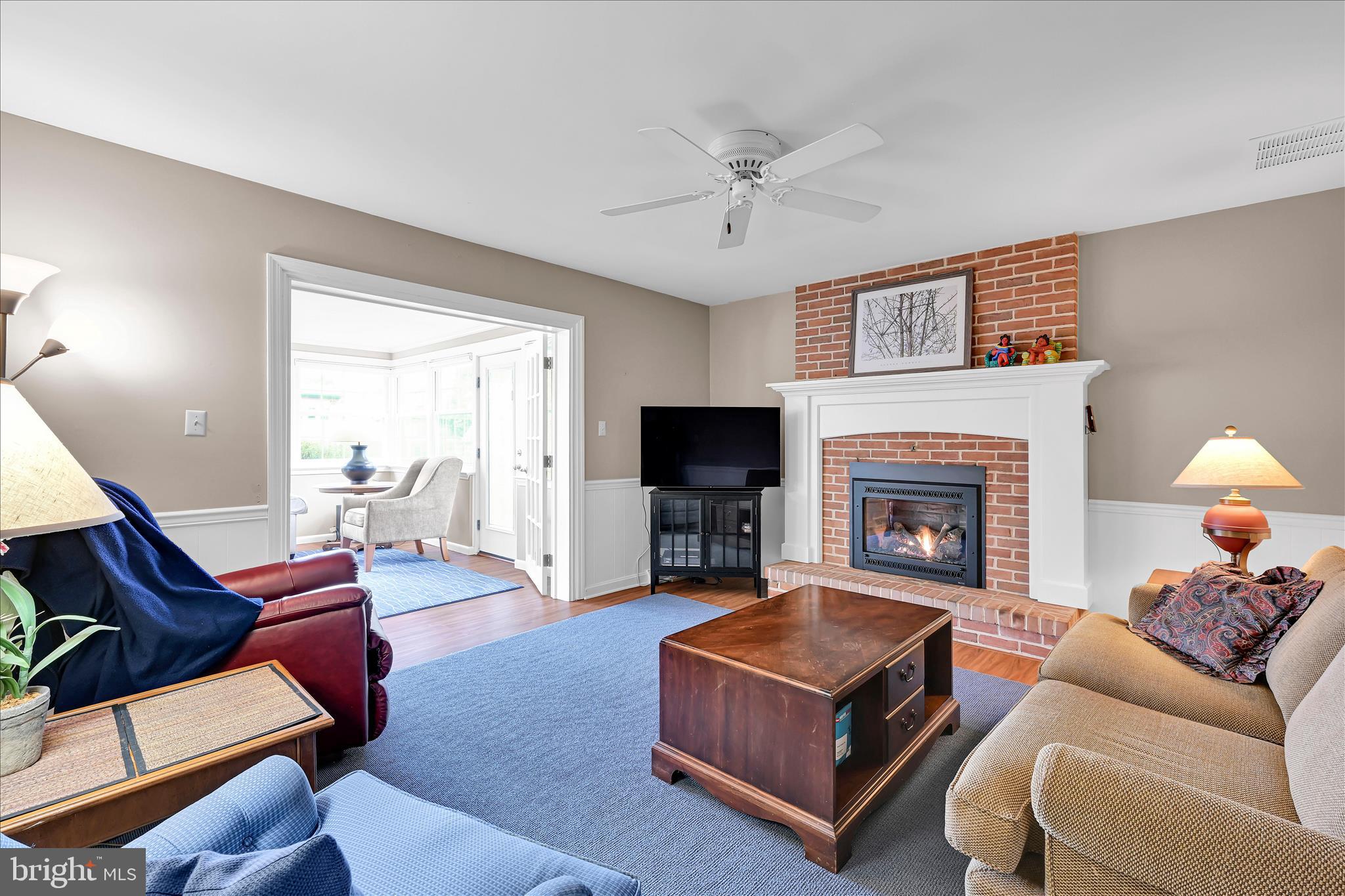 HI VIEW ESTATES - Residential