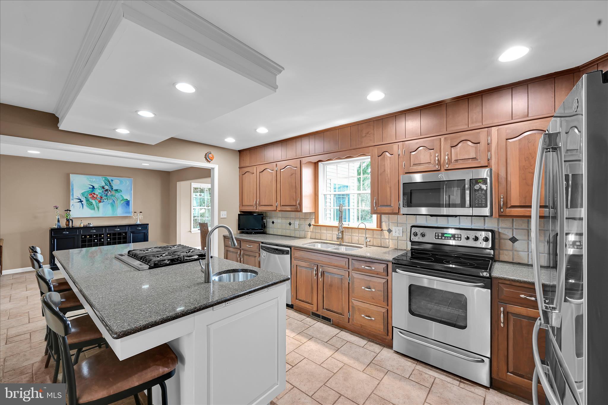 HI VIEW ESTATES - Residential