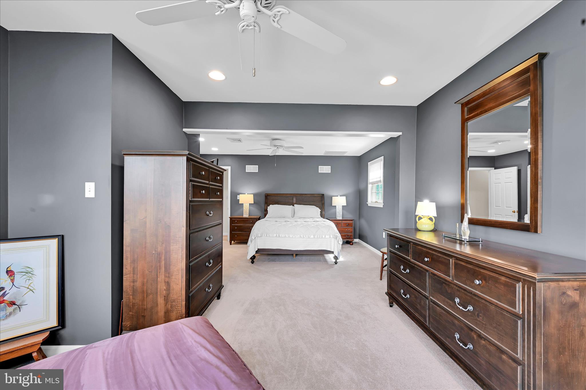 HI VIEW ESTATES - Residential