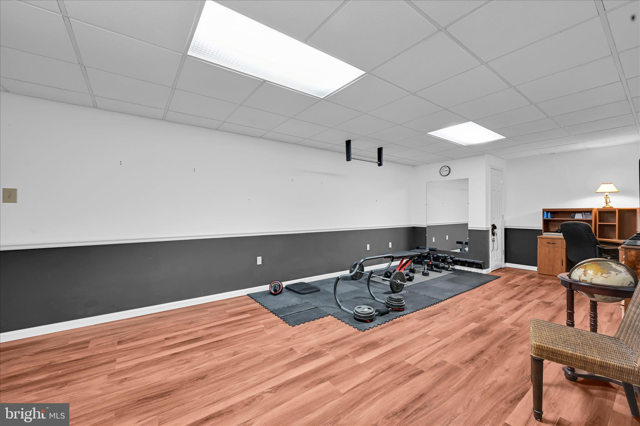 HI VIEW ESTATES - Residential