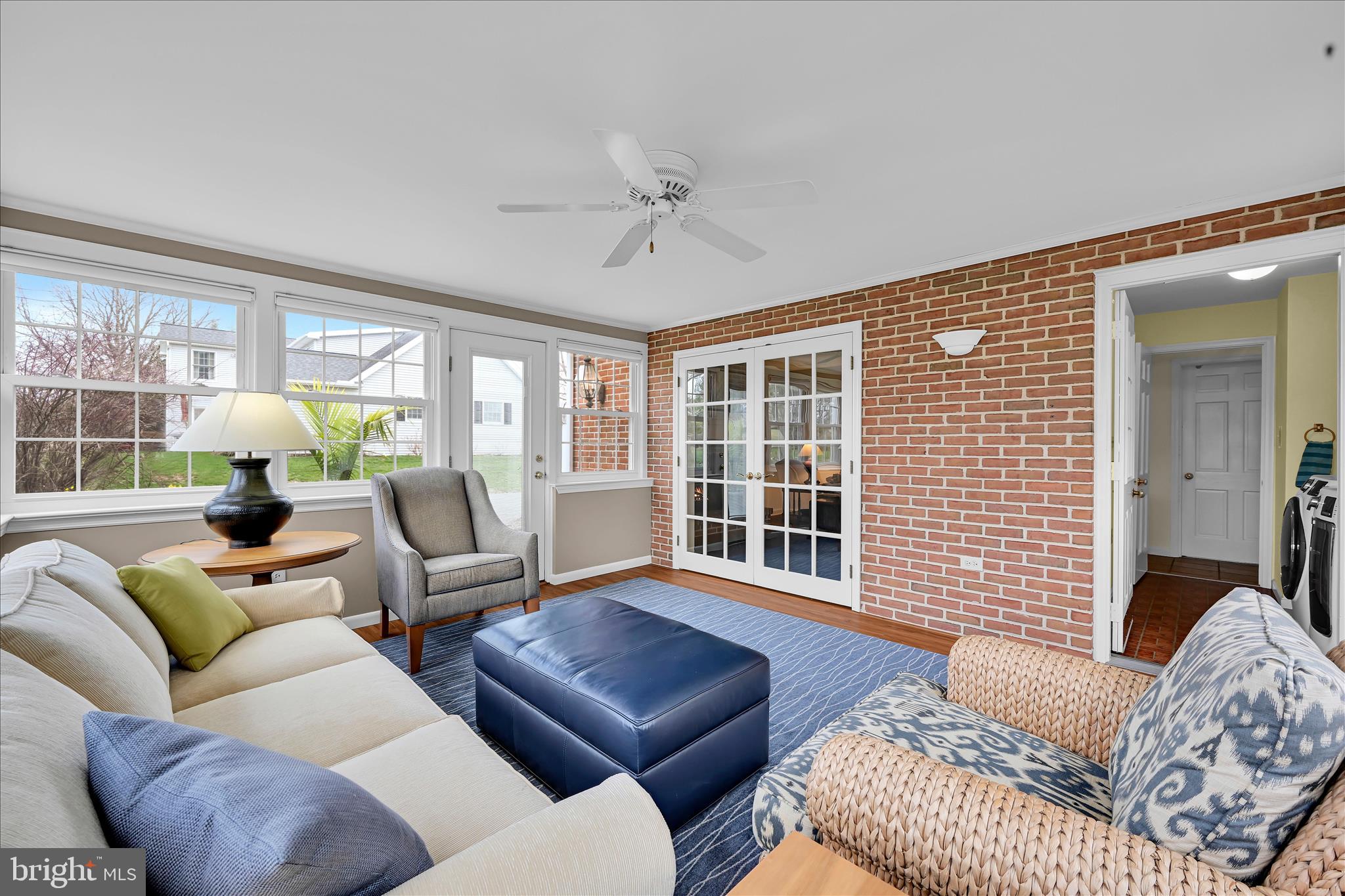 HI VIEW ESTATES - Residential