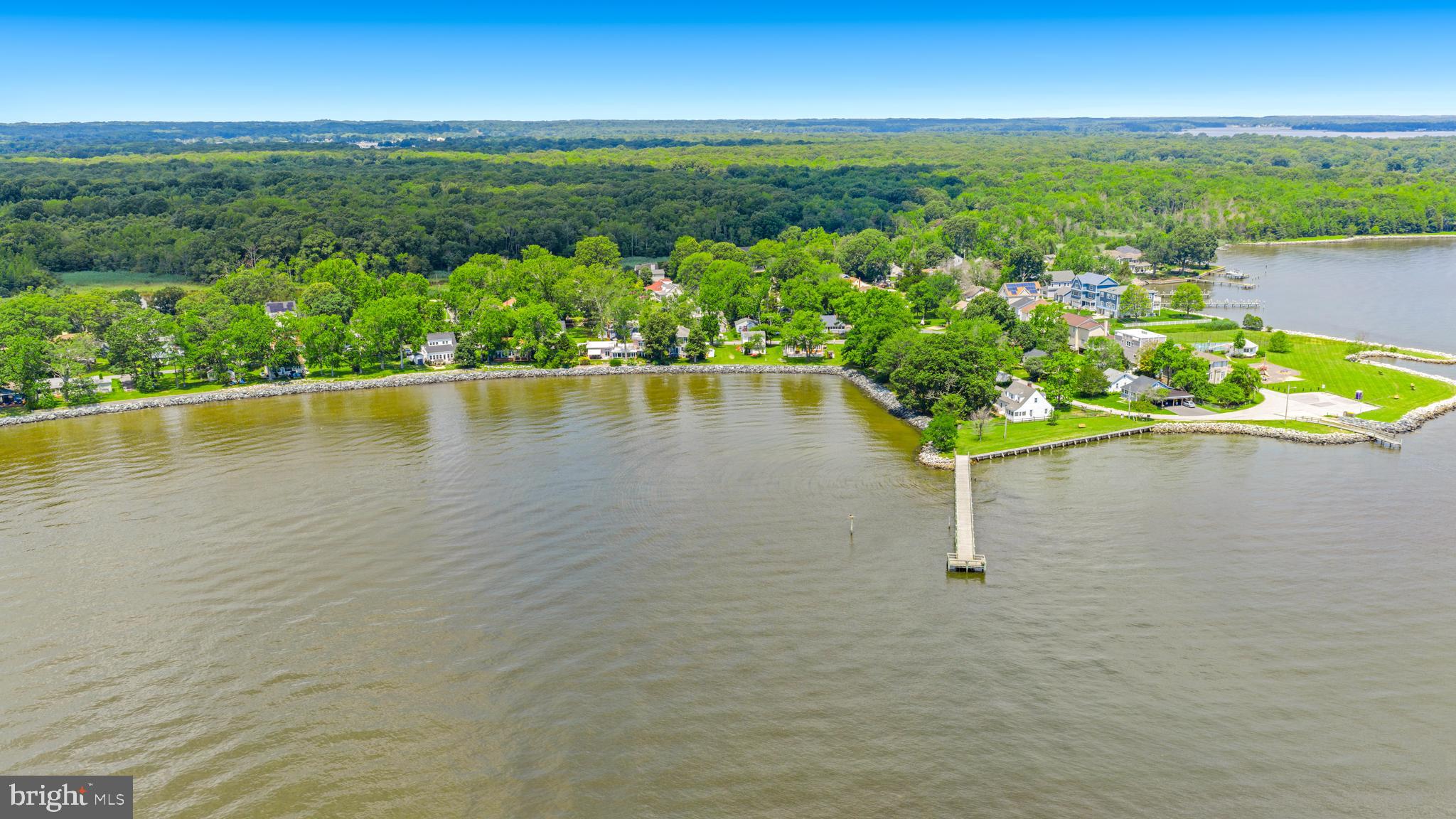 COLUMBIA BEACH - Residential